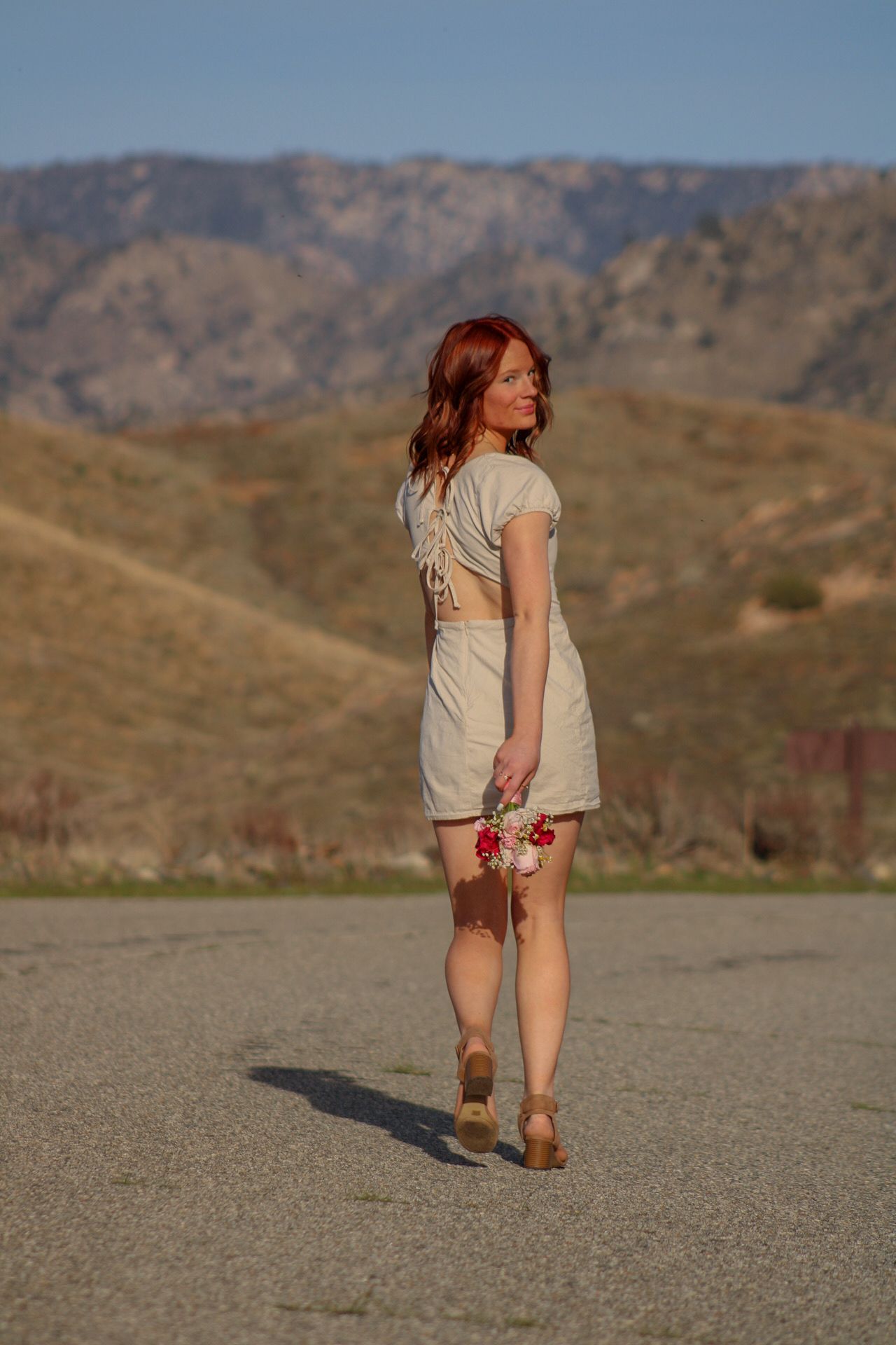 Tori Marie Photos
walking away
Kern County photographer 
Portrait photography 
Senior photoshoot