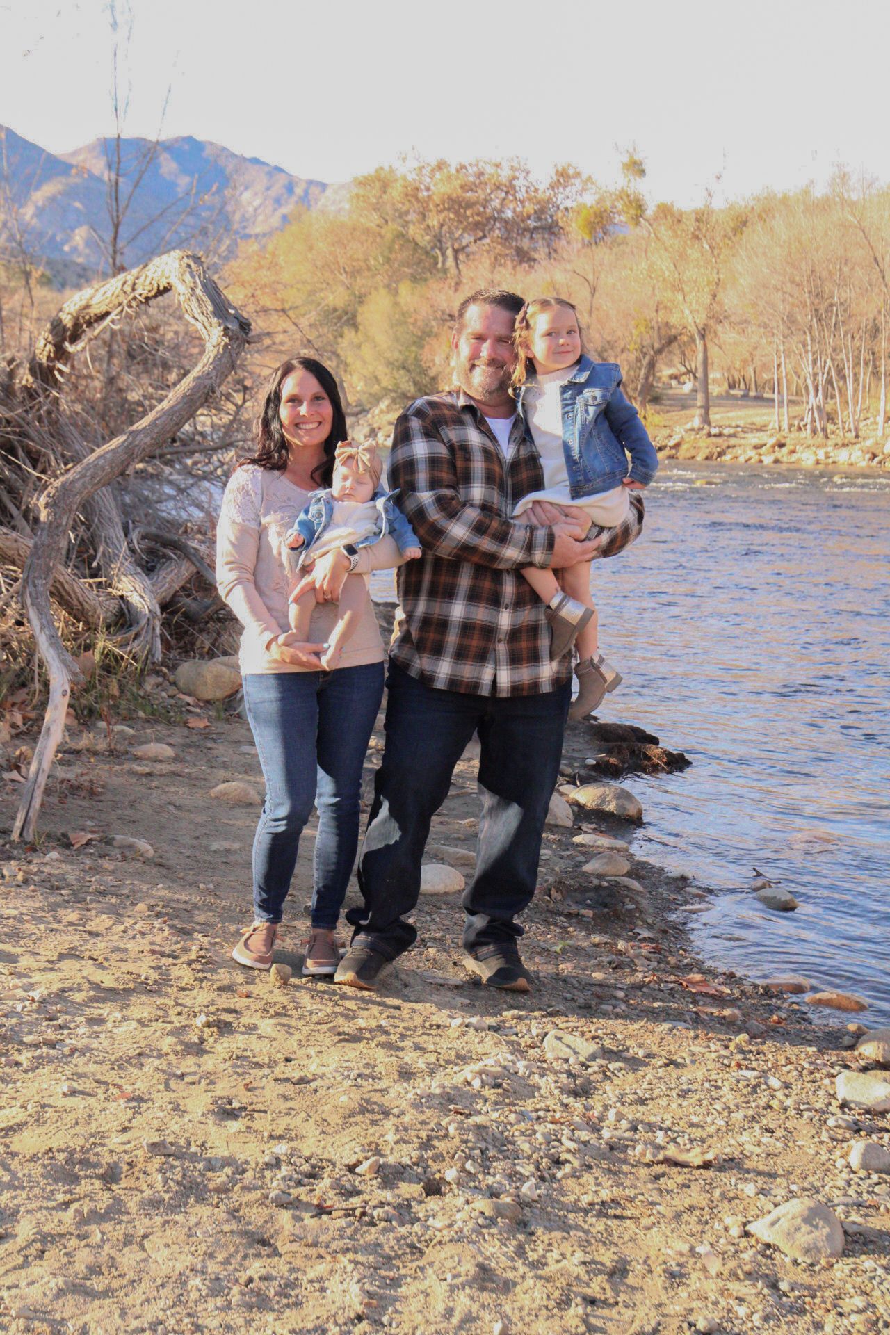 grandma and grandpa with their granddaughters
Kern County Photography
Tori Marie Photos
Family Photographer