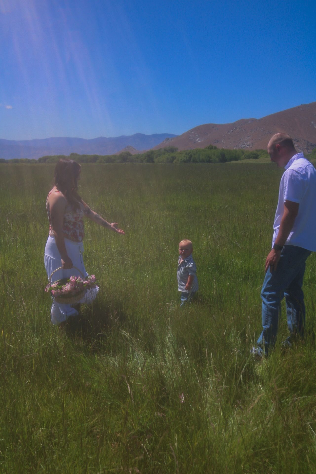 Kern County Photographer 
Whimsical 
maternity photography 
family photography
Tori Marie Photos