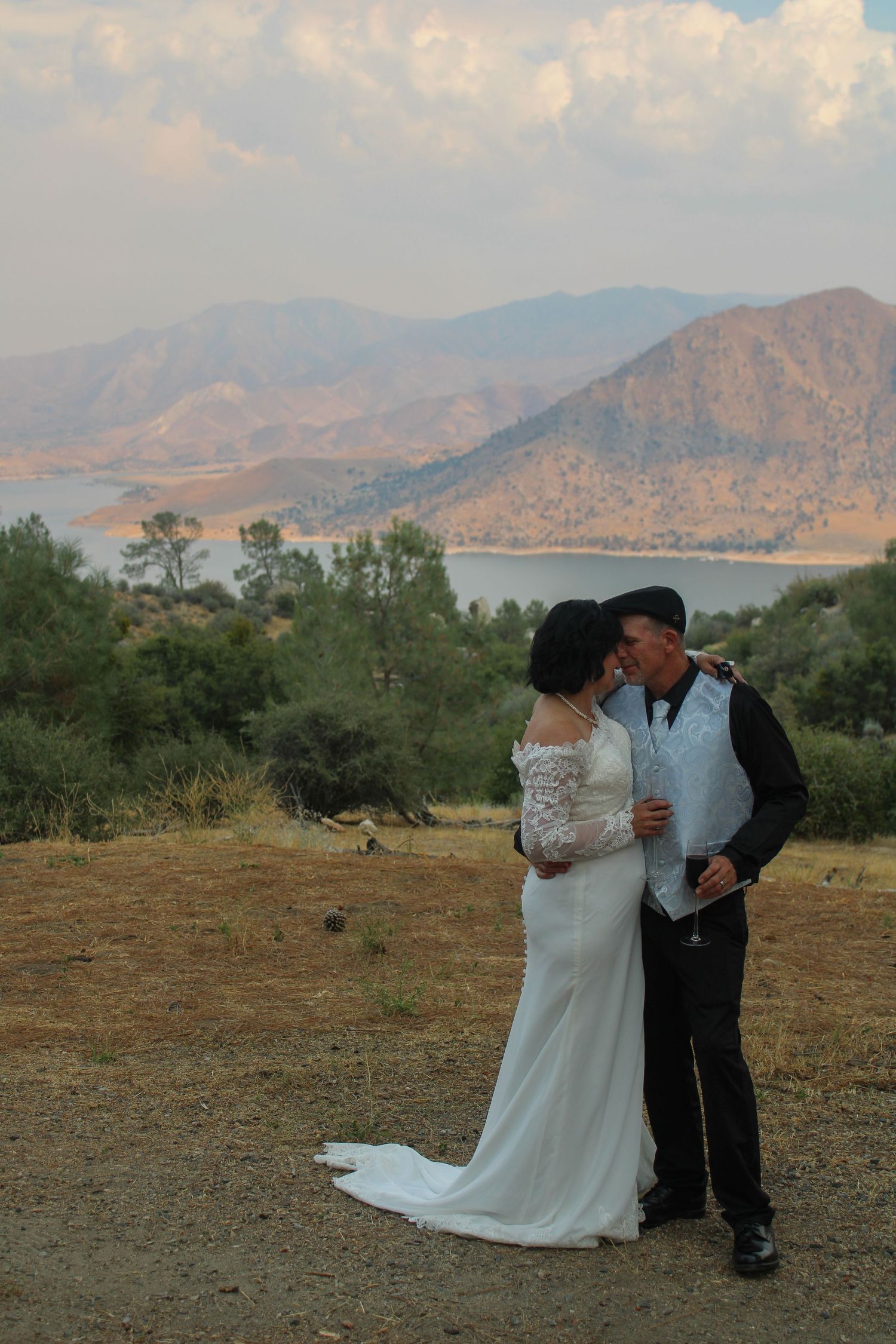 soaking in the newly married vibes
Kern County Photography
Tori Marie Photos
California Wedding Photographer