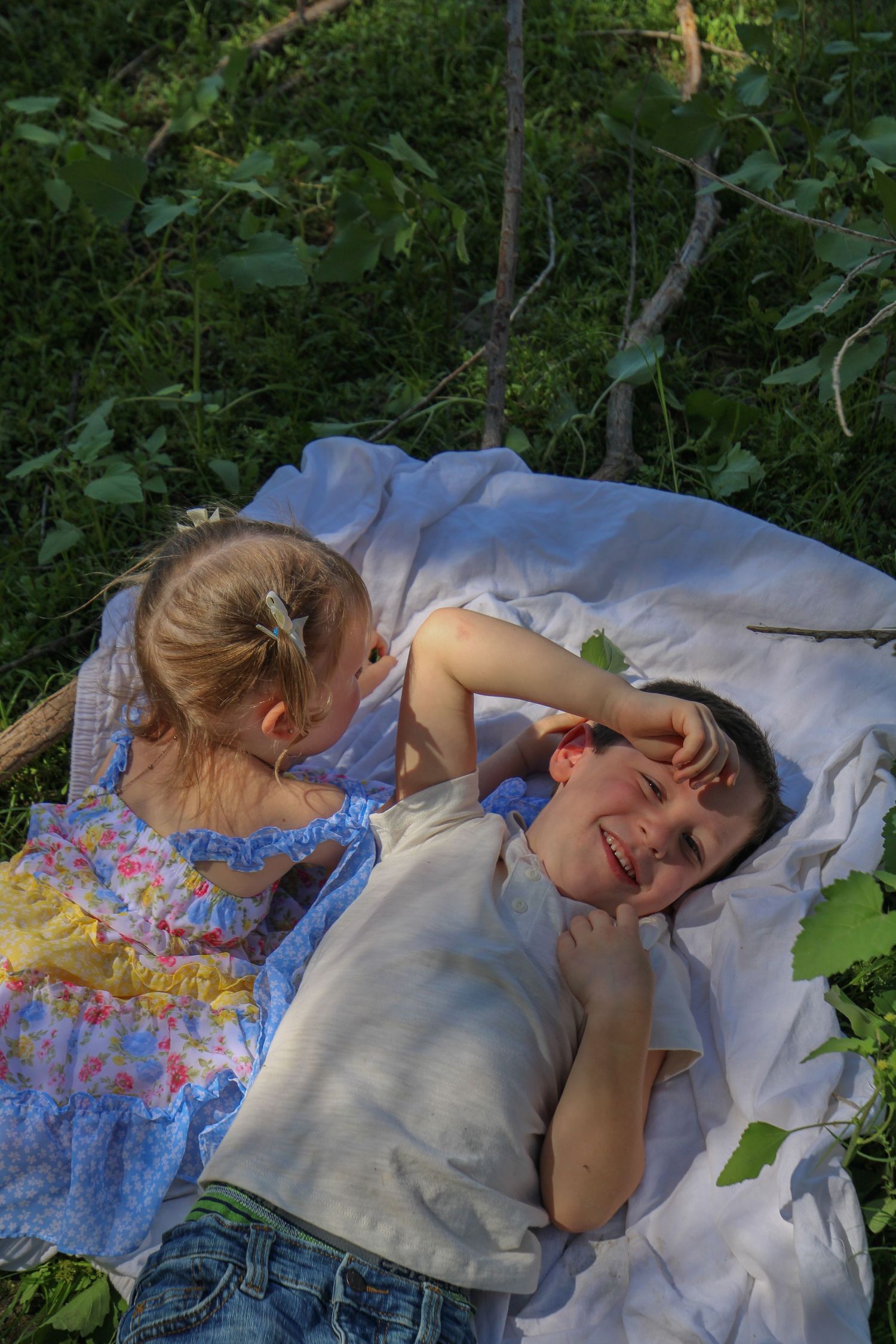 brother sister laying down together
Kern County Photography
Tori Marie Photos
Family Photographer