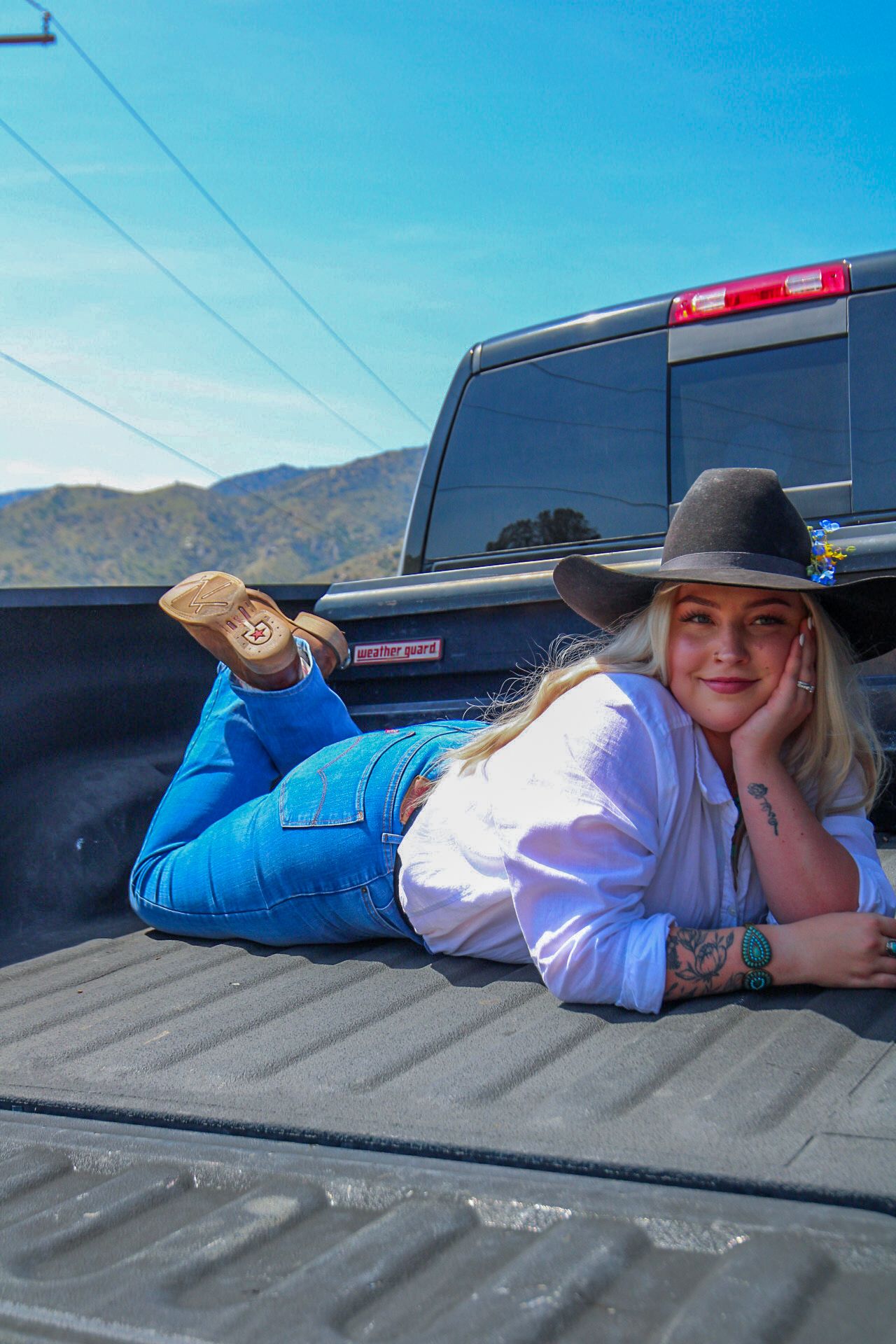 Tori Marie Photos
enjoying the view
Kern County photography 
Cowgirl photoshoot 
Portrait photography