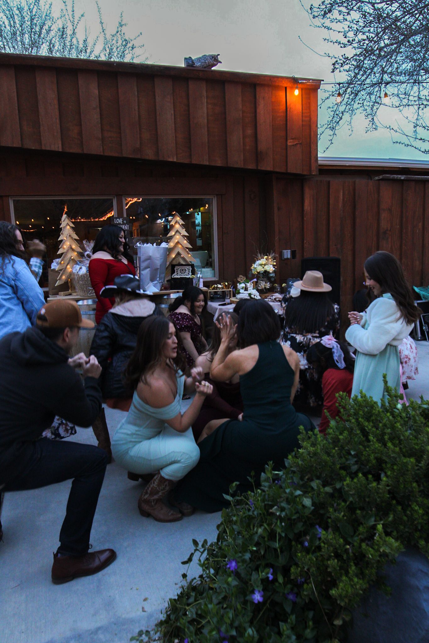 how low can you go?
Kern County Photography
Tori Marie Photos
California Wedding Photographer