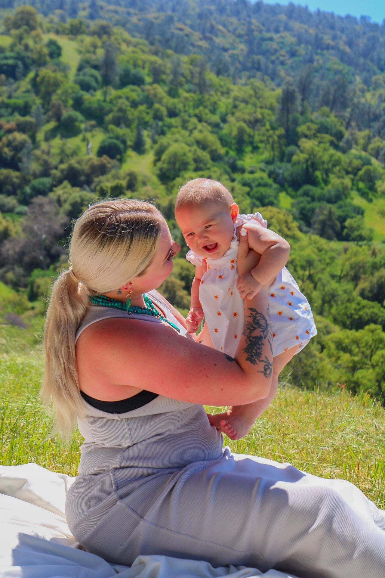 mommy just threw me up in the air!
Kern County Photography
Tori Marie Photos
Family Photographer