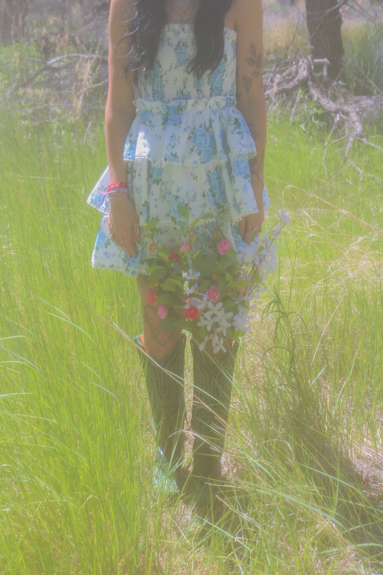 Tori Marie Photos
dreamy standing portrait with flowers in boots
Kern County Photographer 
Whimsical 
Portrait photography