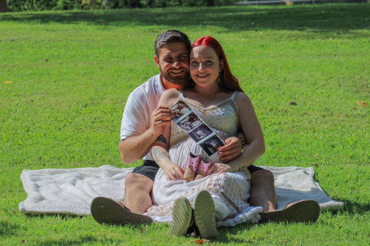 Tori Marie Photos
happy mommy and daddy to be
Kern County Photography 
Maternity Photography 
Couple Photography