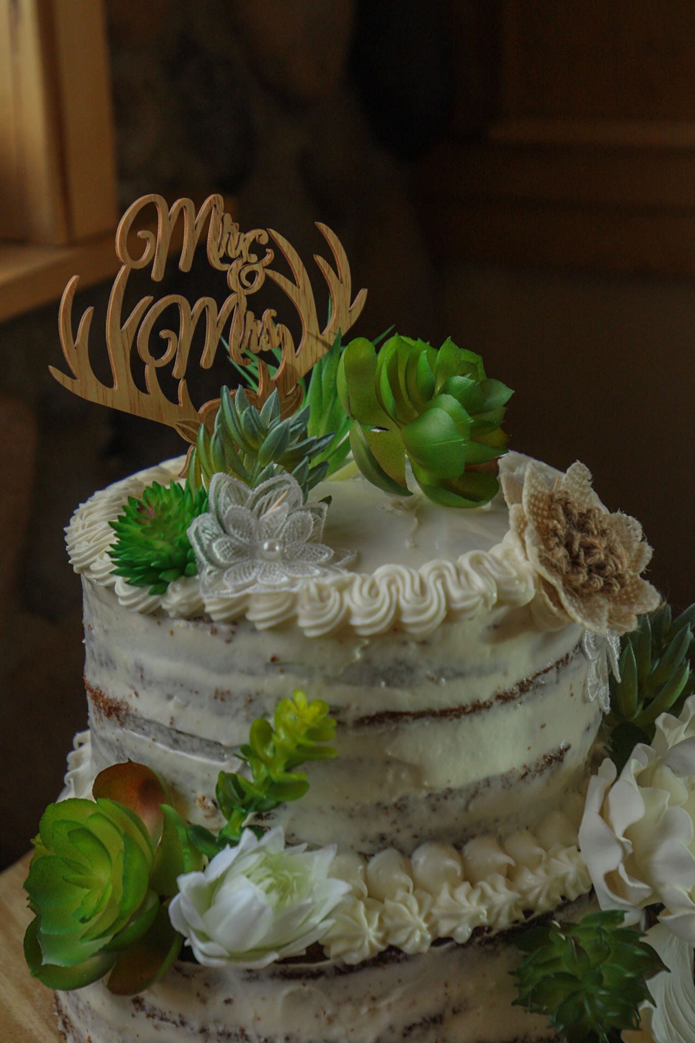 a moment for the cake
Kern County Photography
Tori Marie Photos
California Wedding Photographer