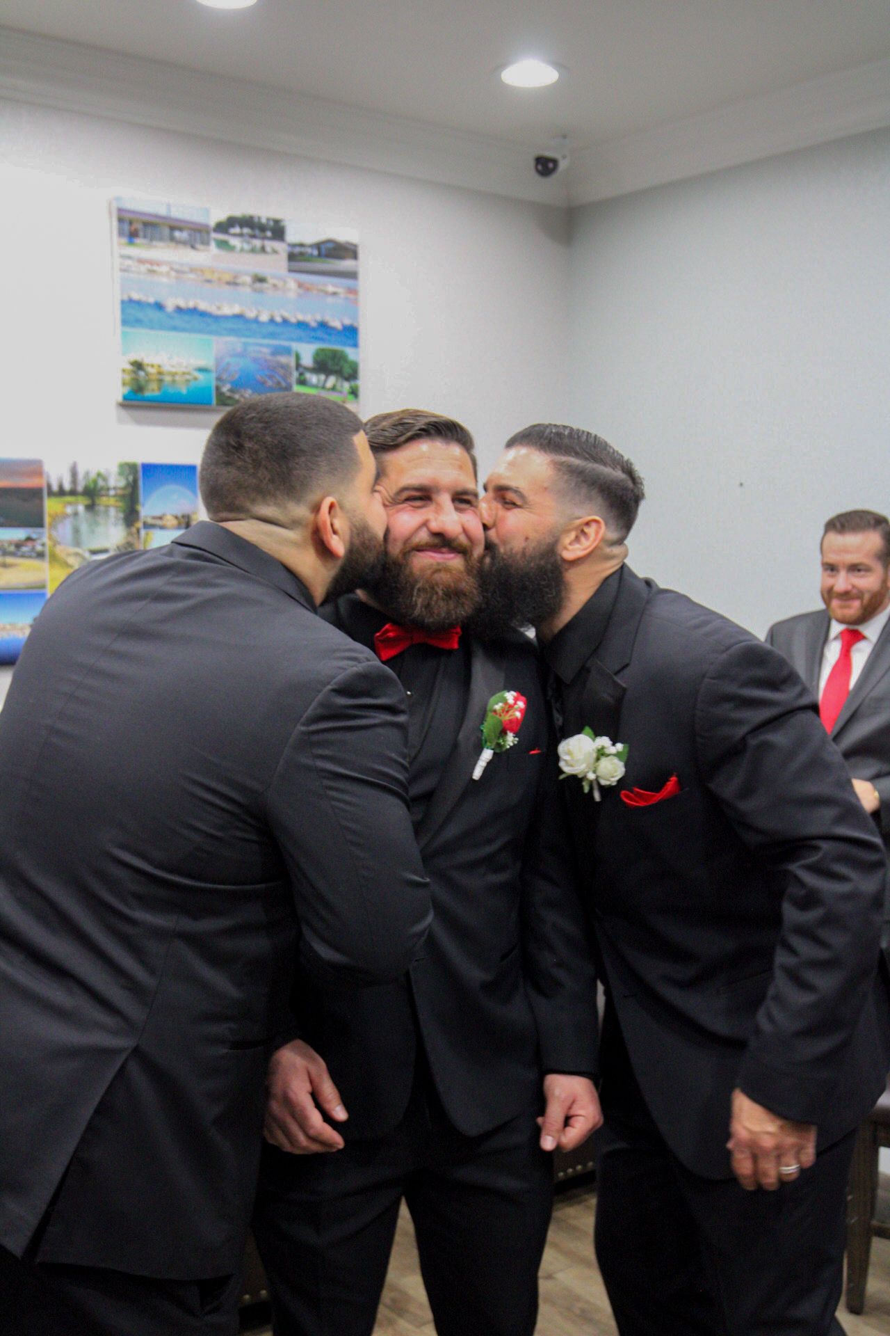 groomsman kissing groom on the cheek
Kern County Photography
Tori Marie Photos
California Wedding Photographer