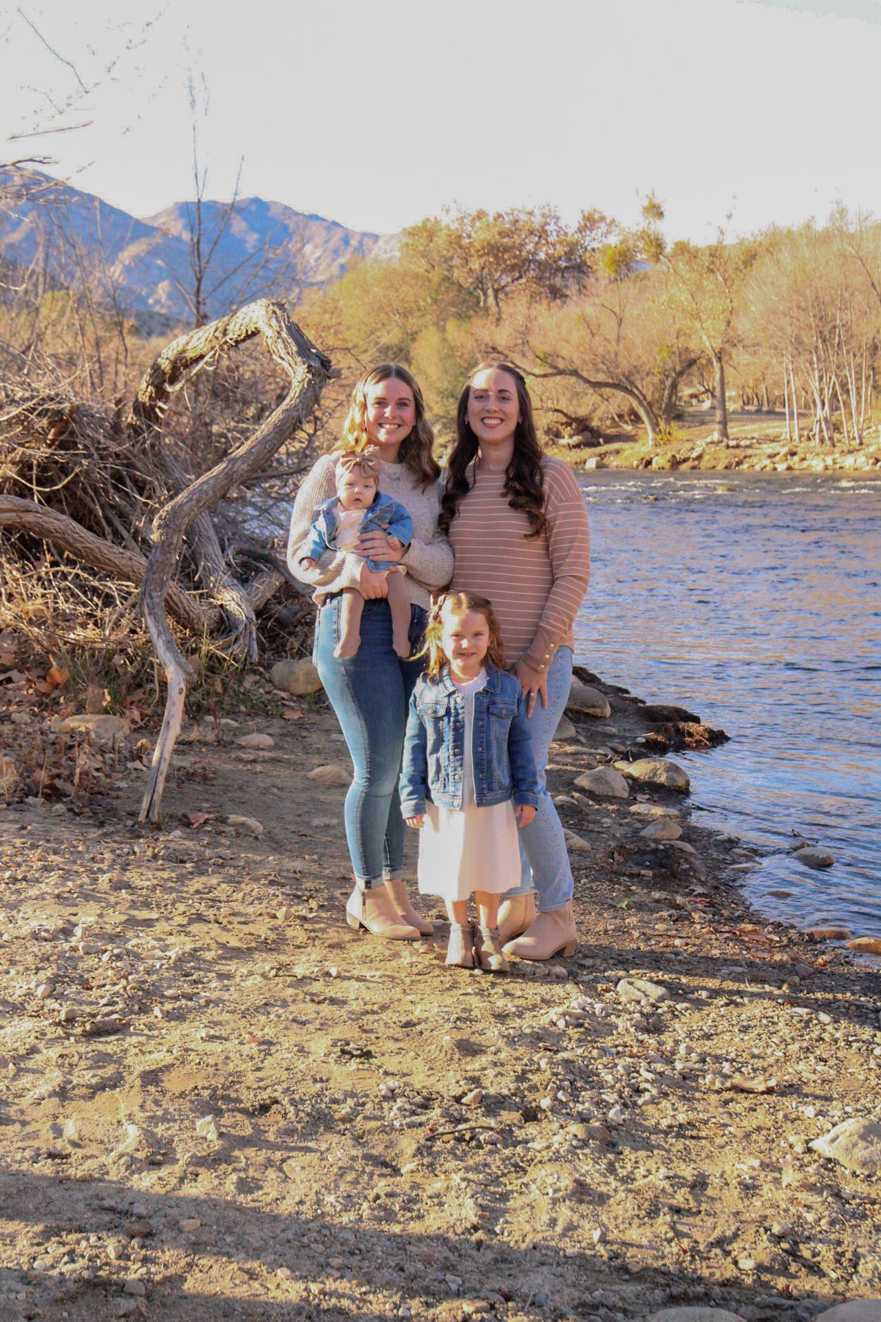 sisters with their babies
Kern County Photography
Tori Marie Photos
Family Photographer