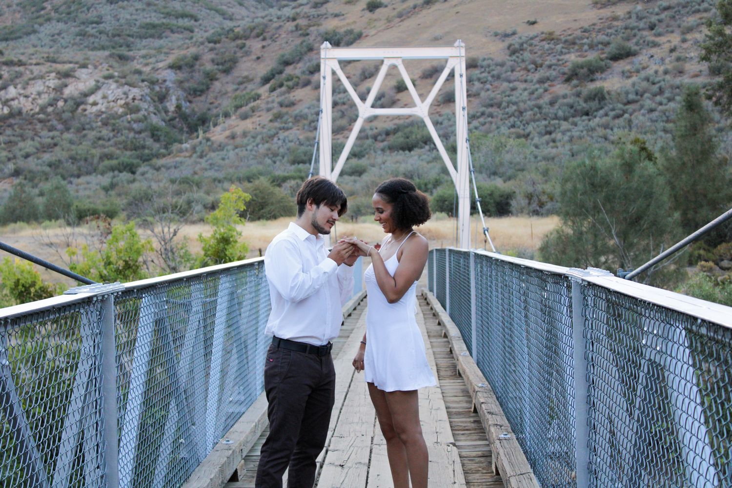 Tori Marie Photos
Kern County Photographer
Couple / Engagement photoshoot