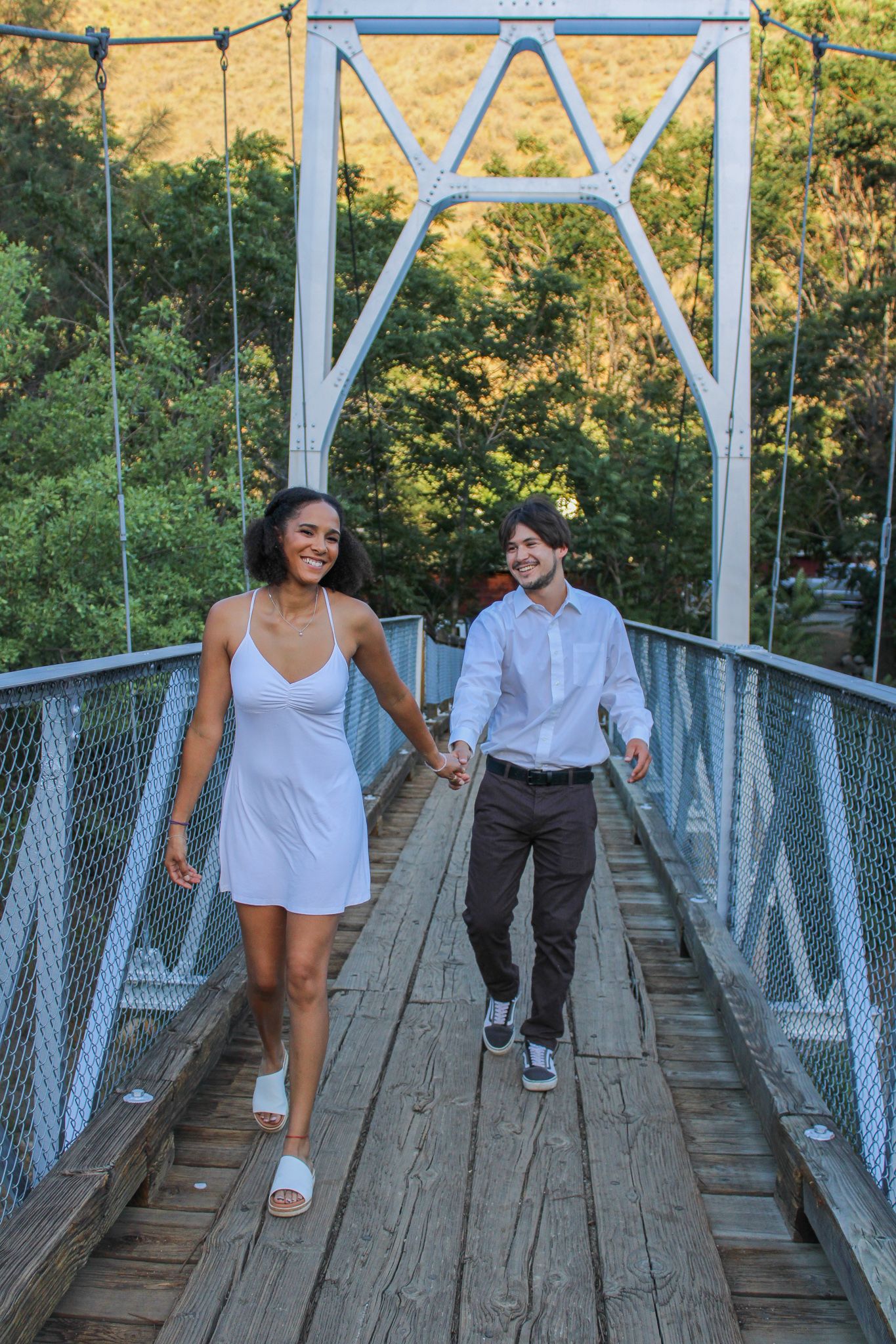 Tori Marie Photos
Kern County Photographer
Couple / Engagement photoshoot