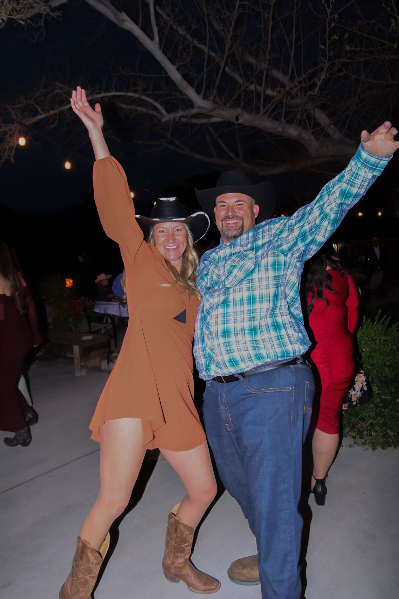wedding guest having the best time
Kern County Photography
Tori Marie Photos
California Wedding Photographer