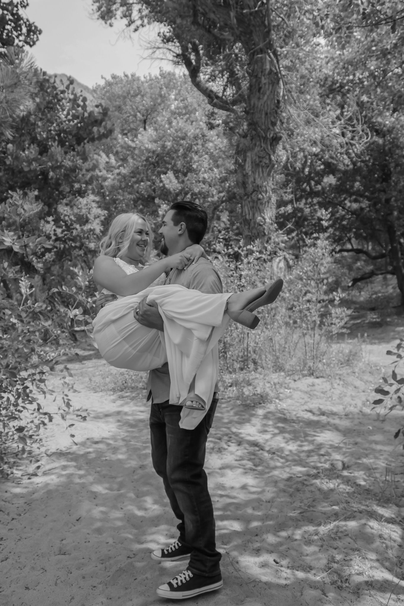 groom spinning bride around
Kern County Photography
Tori Marie Photos
California Wedding Photographer