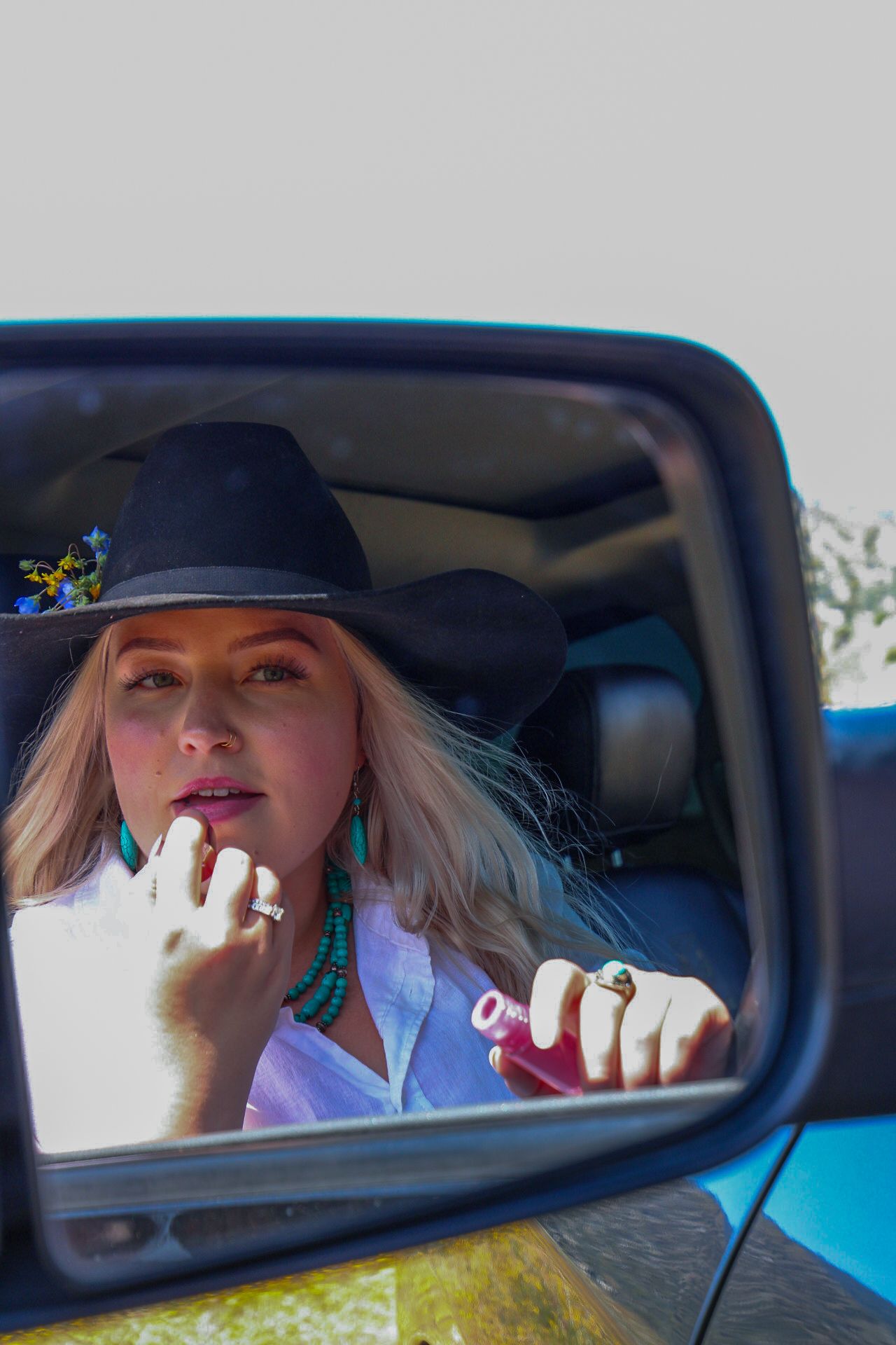 Tori Marie Photos
check your side mirrors
Kern County photography 
Cowgirl photoshoot 
Portrait photography