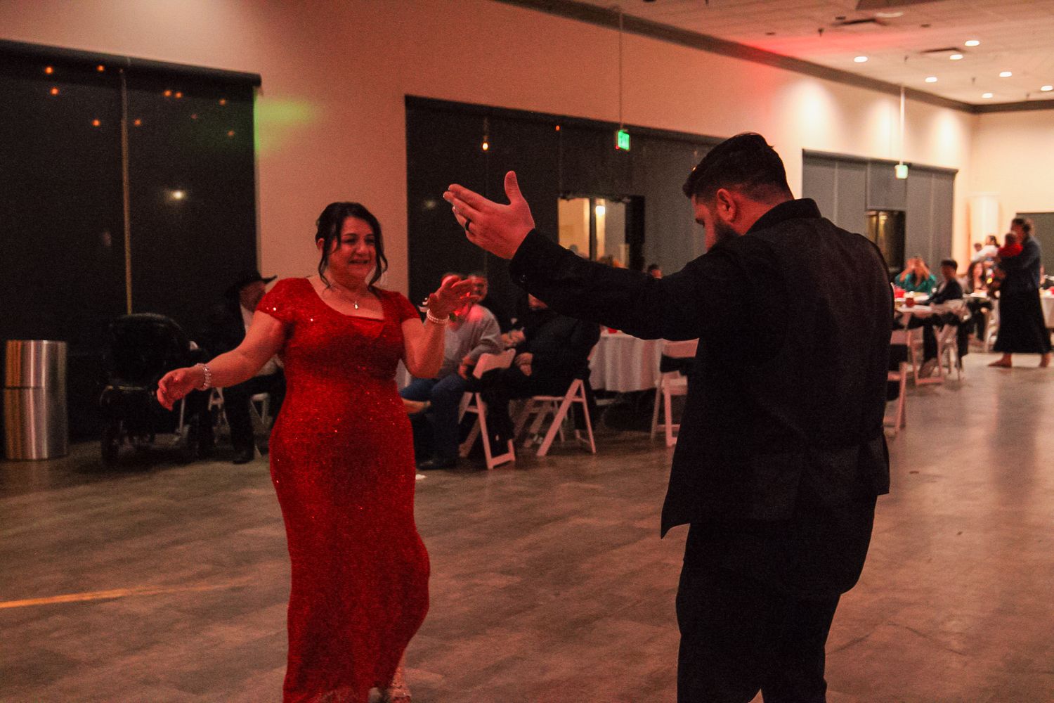 mother son dance
Kern County Photography
Tori Marie Photos
California Wedding Photographer