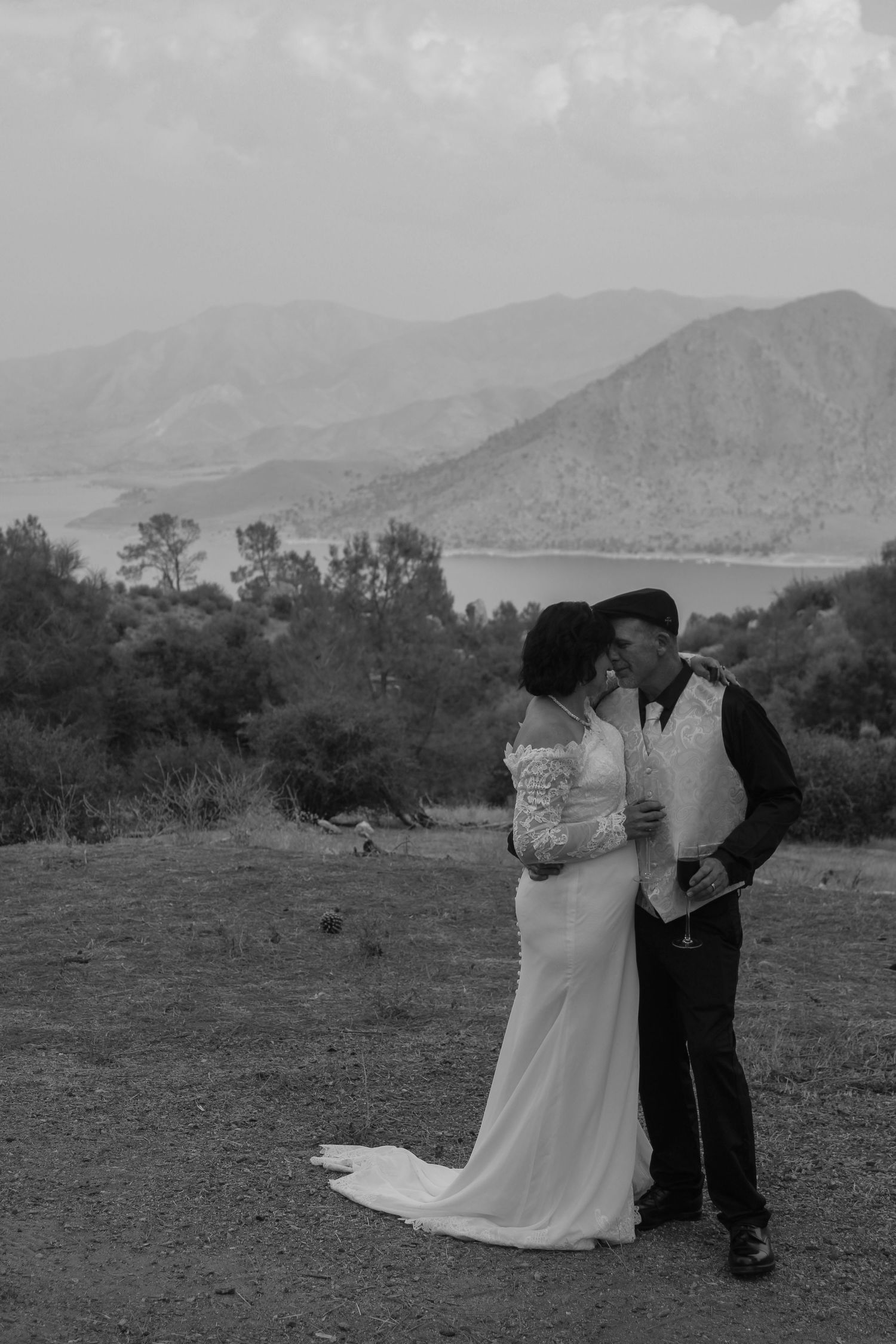 soaking in the newly wedded feeling
Kern County Photography
Tori Marie Photos
California Wedding Photographer
