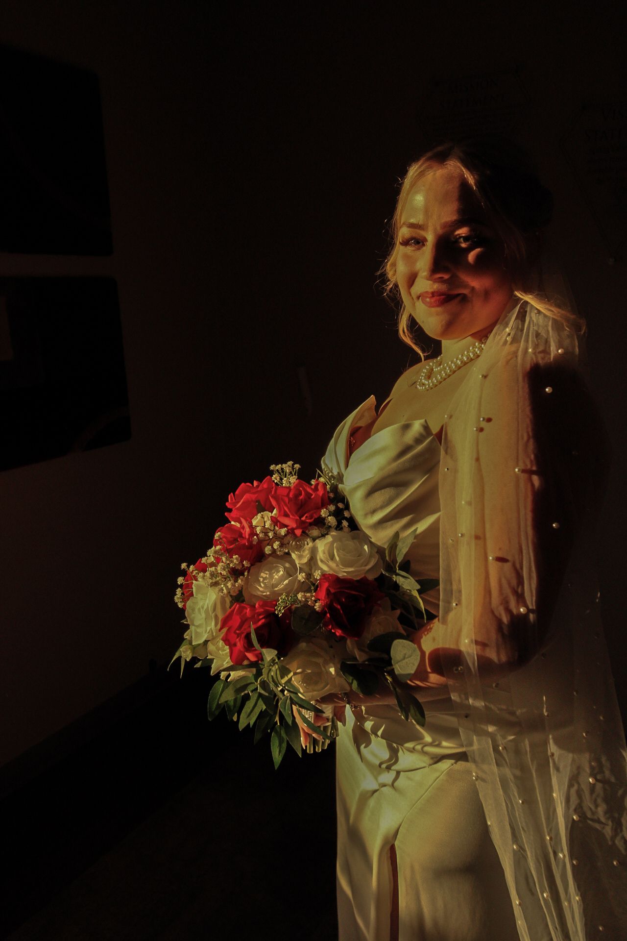 golden hour bride moment
Kern County Photography
Tori Marie Photos
California Wedding Photographer