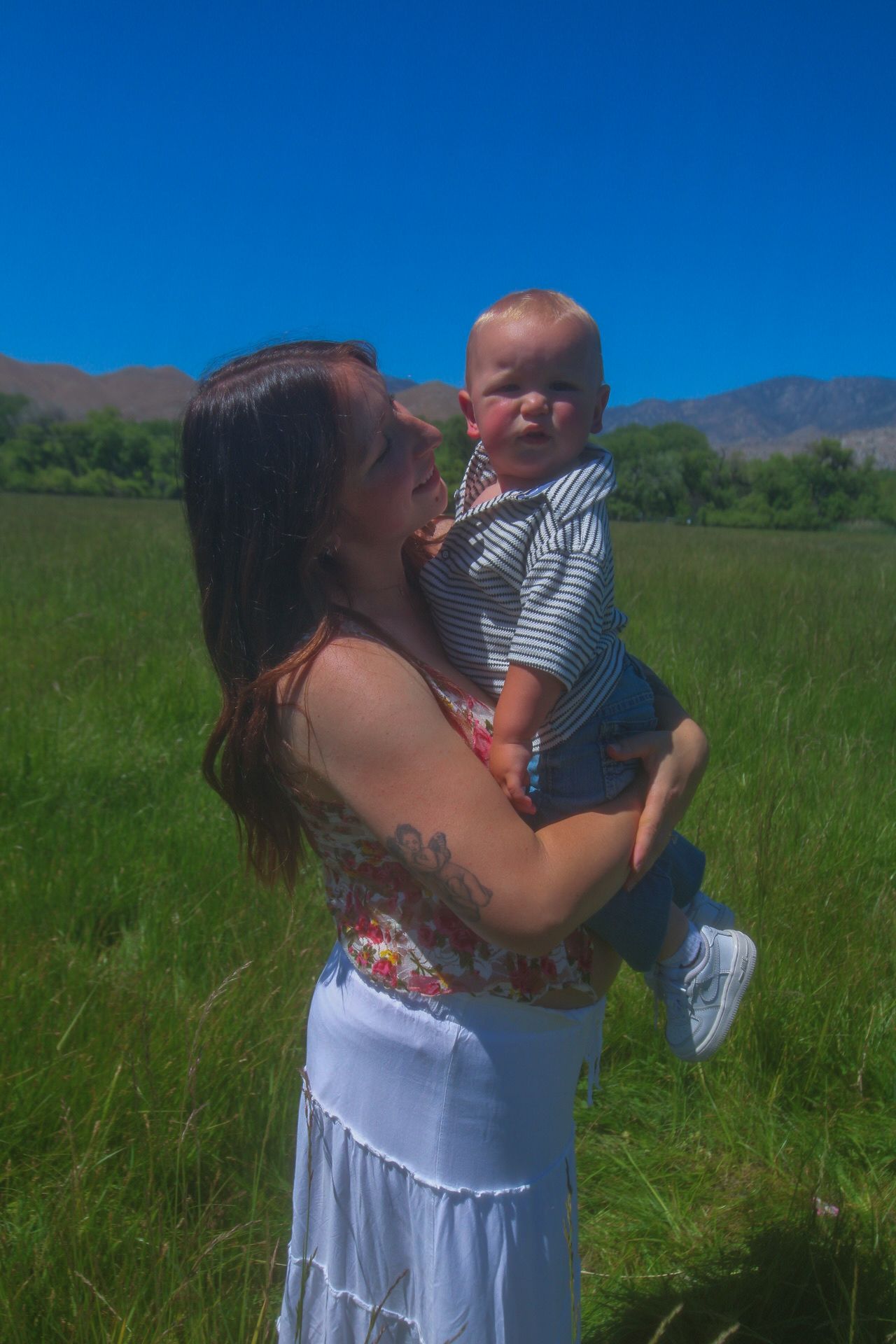 mother looking at son
Kern County Photographer 
Family photoshoot
mommy and me shoot
Tori Marie Photos