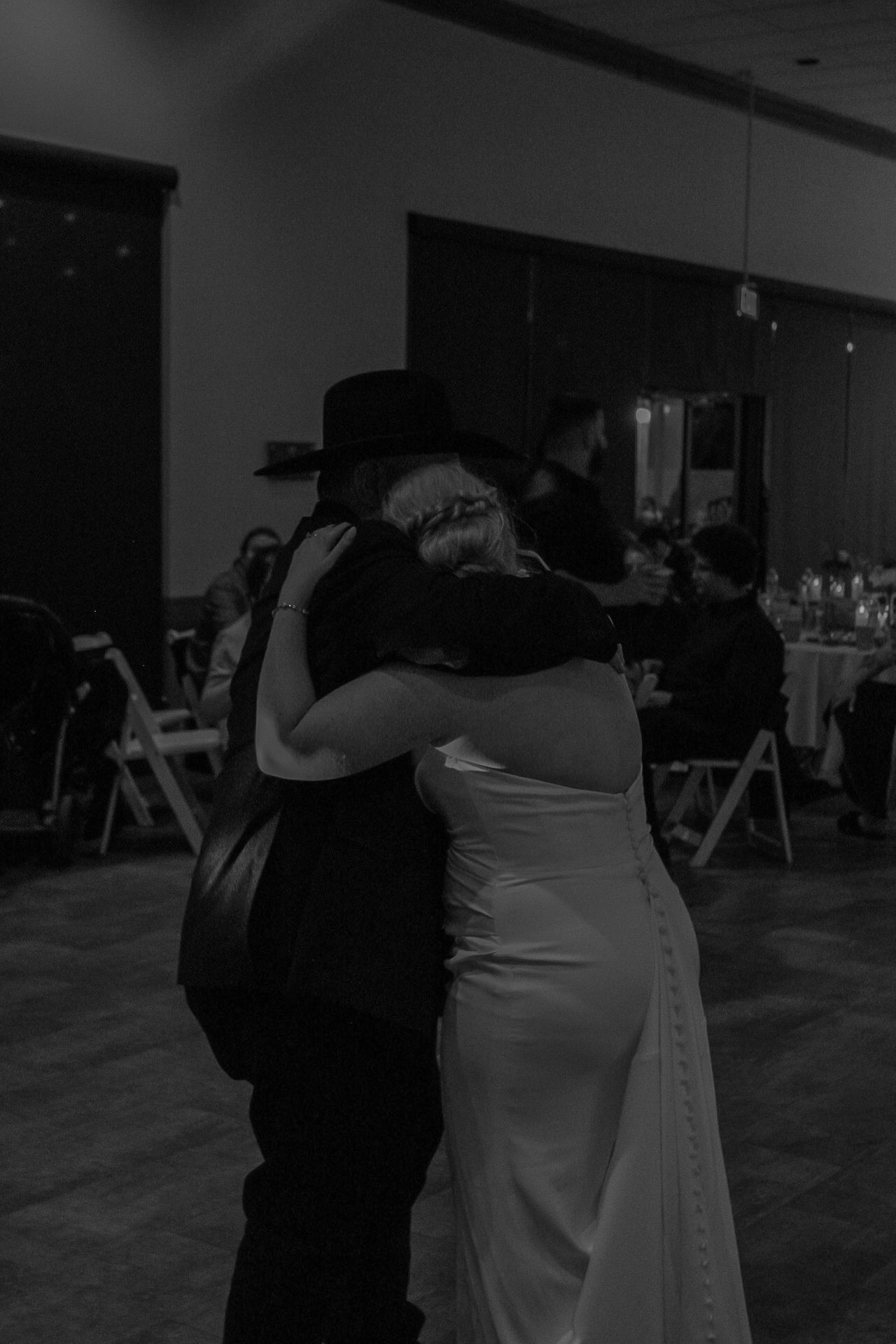daddy daughter dance
Kern County Photography
Tori Marie Photos
California Wedding Photographer