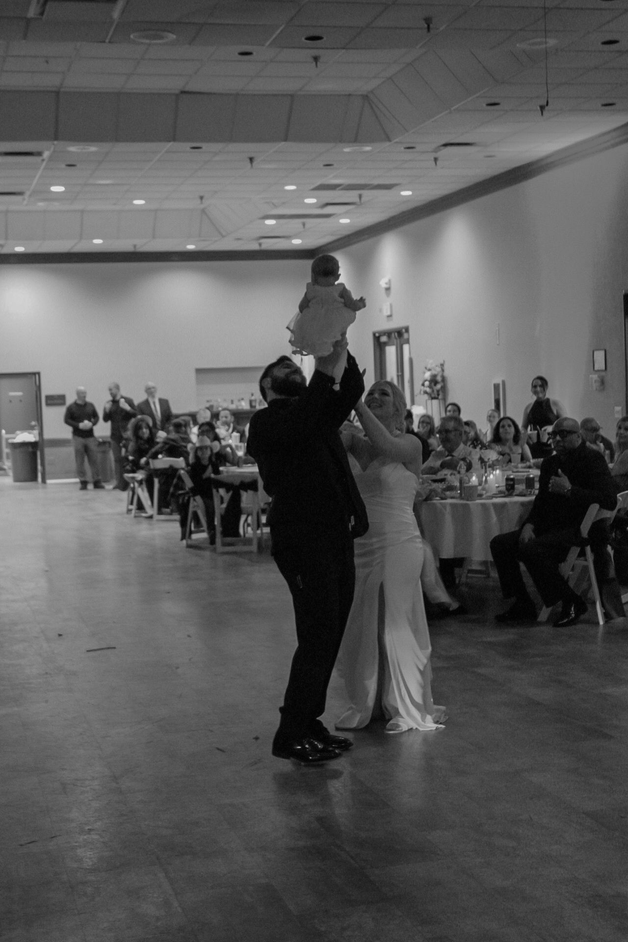 first dance with daughter
Kern County Photography
Tori Marie Photos
California Wedding Photographer
