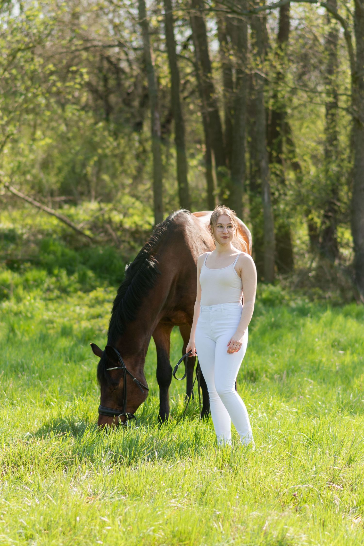 Sesja z koniem fotograf Poznań sesja konna KJ Byndas Horses zdjęcia atrium fitness i stajnia centrum Swarzędz jeździecka prezent voucher