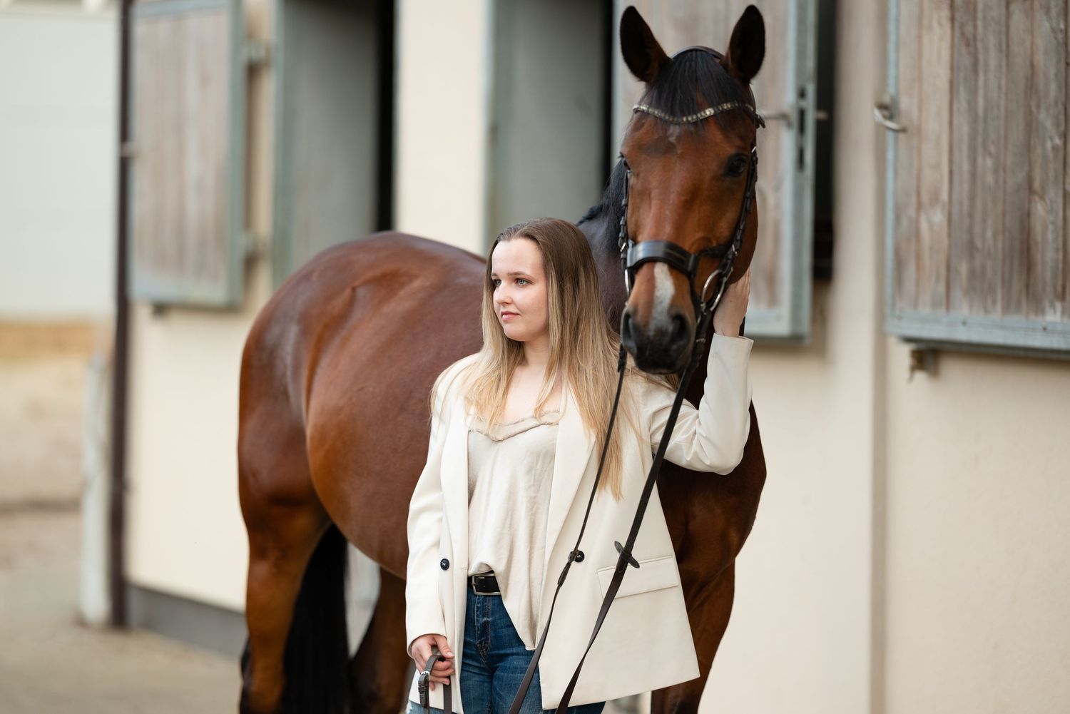 quatro ośrodek jeździecki pobiedziska sesja zdjęciowa z koniem konna Martyna i indygo konie Horses eqeuetsrian paulina Bodych fotografia