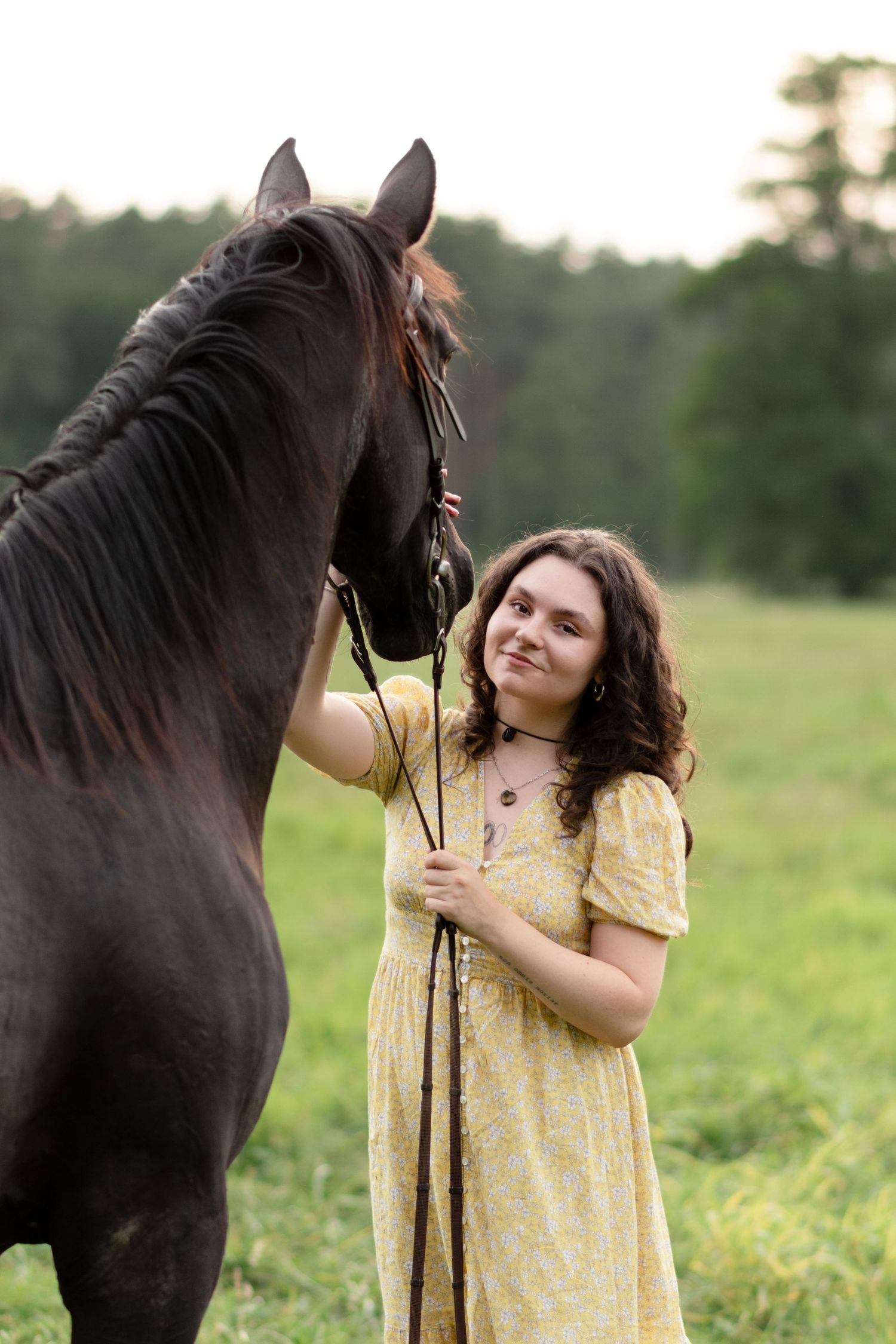 Sesja z koniem fotograf Poznań sesja konna koń konie zdjęcia atrium fitness i stajnia centrum Swarzędz KJ Byndas Horses prezent voucher