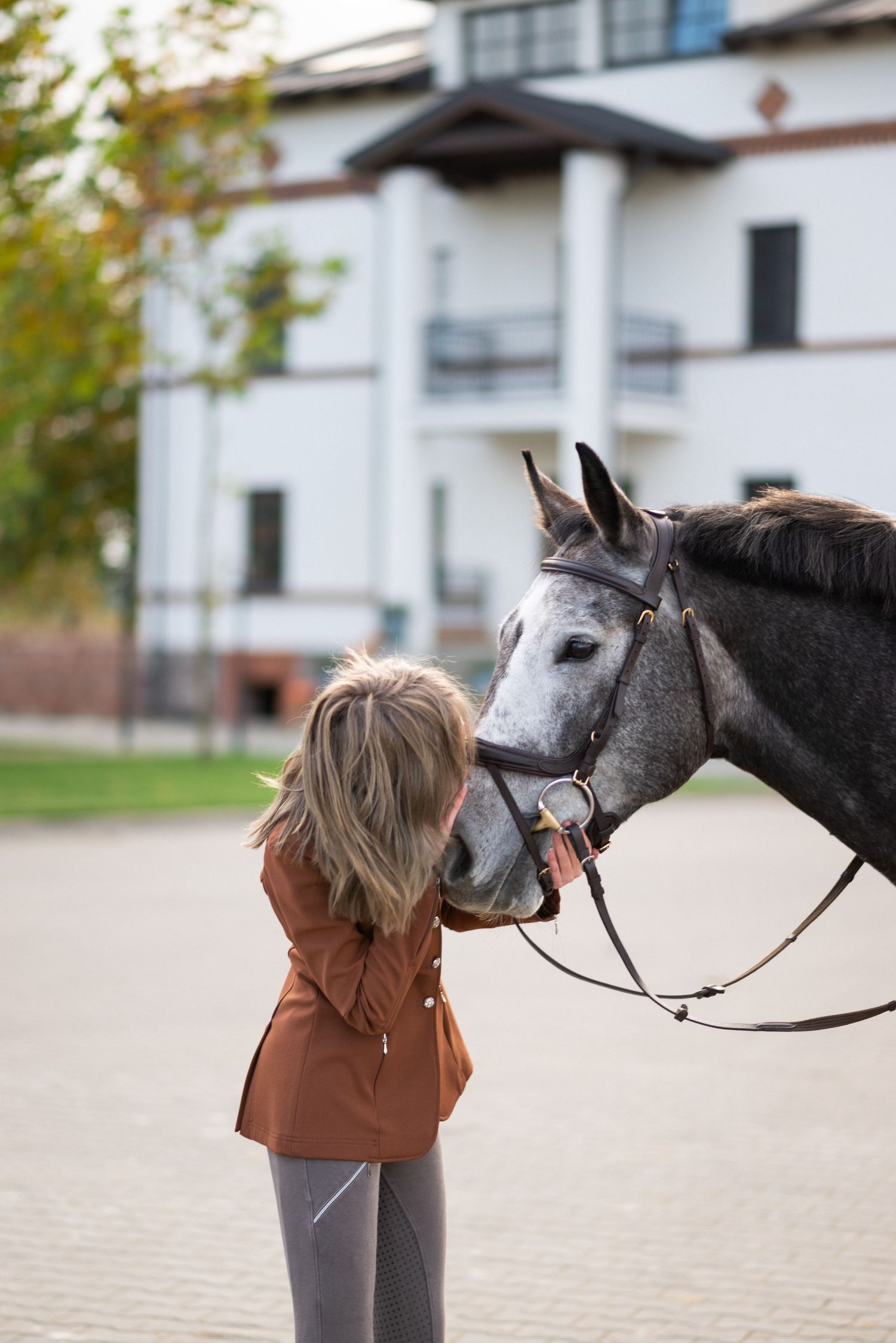 sesja zdjęciowa z koniem fotograf poznań sesja konna paulina bodych fotografia stajnia otusz stajnie otuskie equestrian photo shoot equine