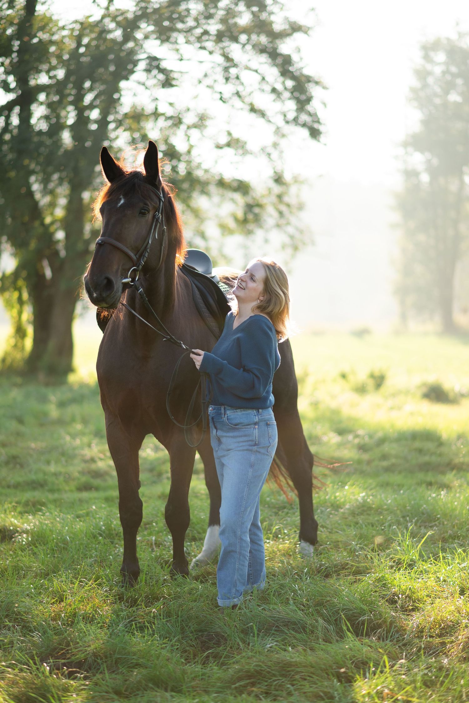 Sesja z koniem fotograf Poznań sesja konna koń konie zdjęcia atrium fitness i stajnia centrum Swarzędz KJ Byndas Horses prezent voucher