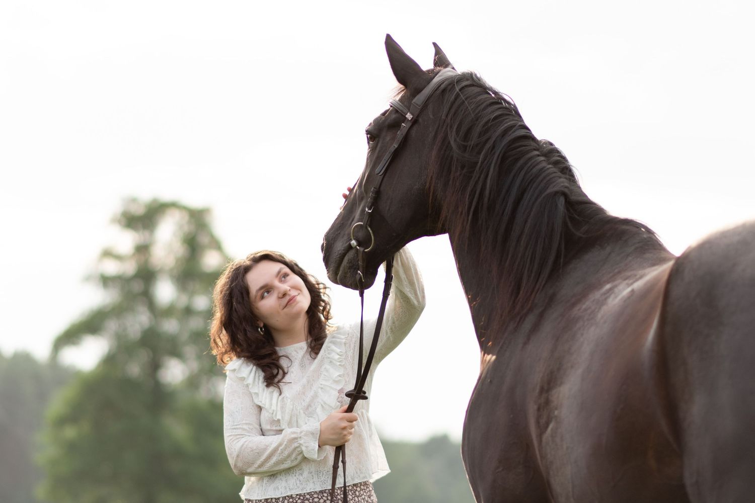 Sesja z koniem fotograf Poznań sesja konna koń konie zdjęcia atrium fitness i stajnia centrum Swarzędz KJ Byndas Horses prezent voucher