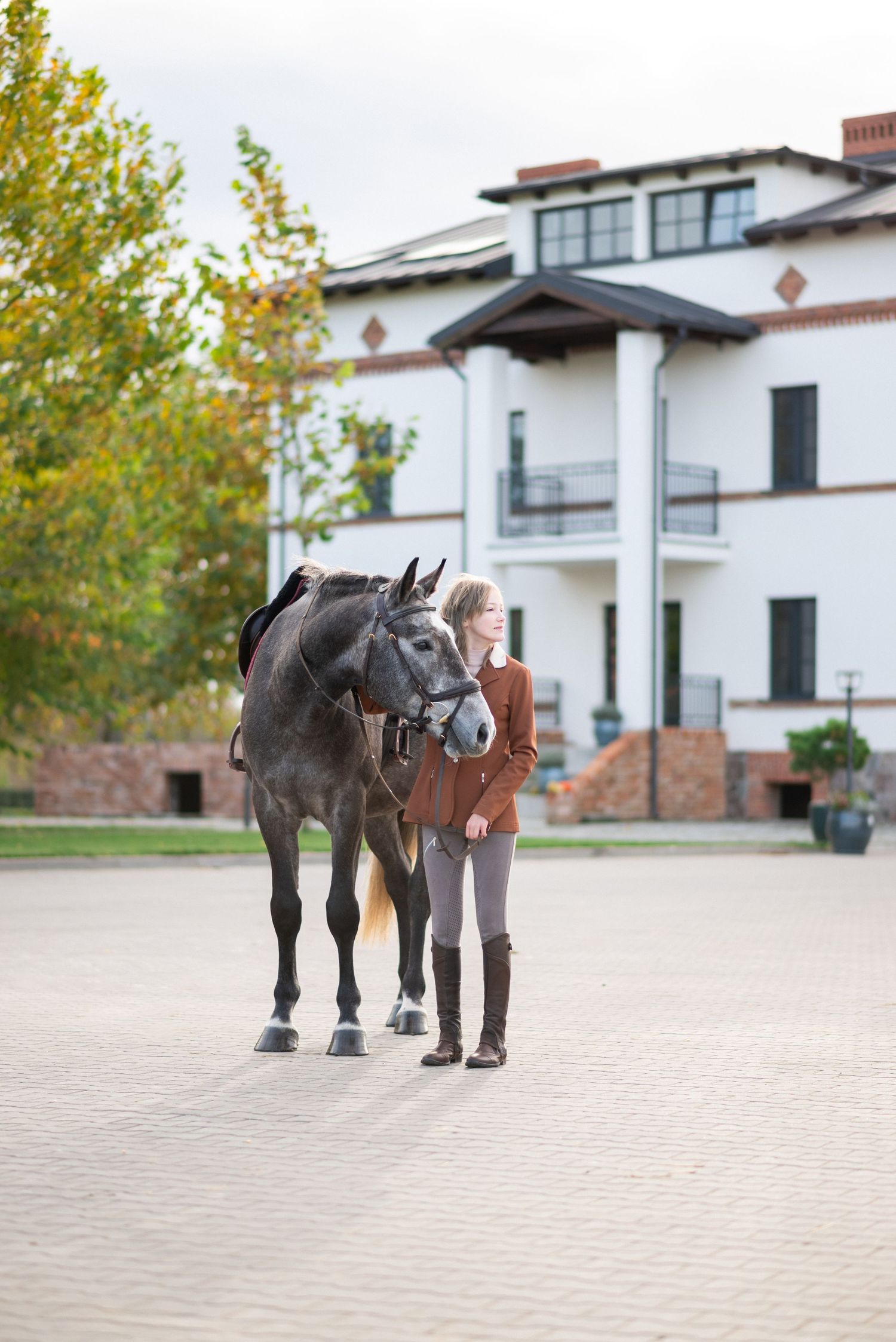sesja zdjęciowa z koniem fotograf poznań sesja konna paulina bodych fotografia stajnia otusz stajnie otuskie equestrian photo shoot equine