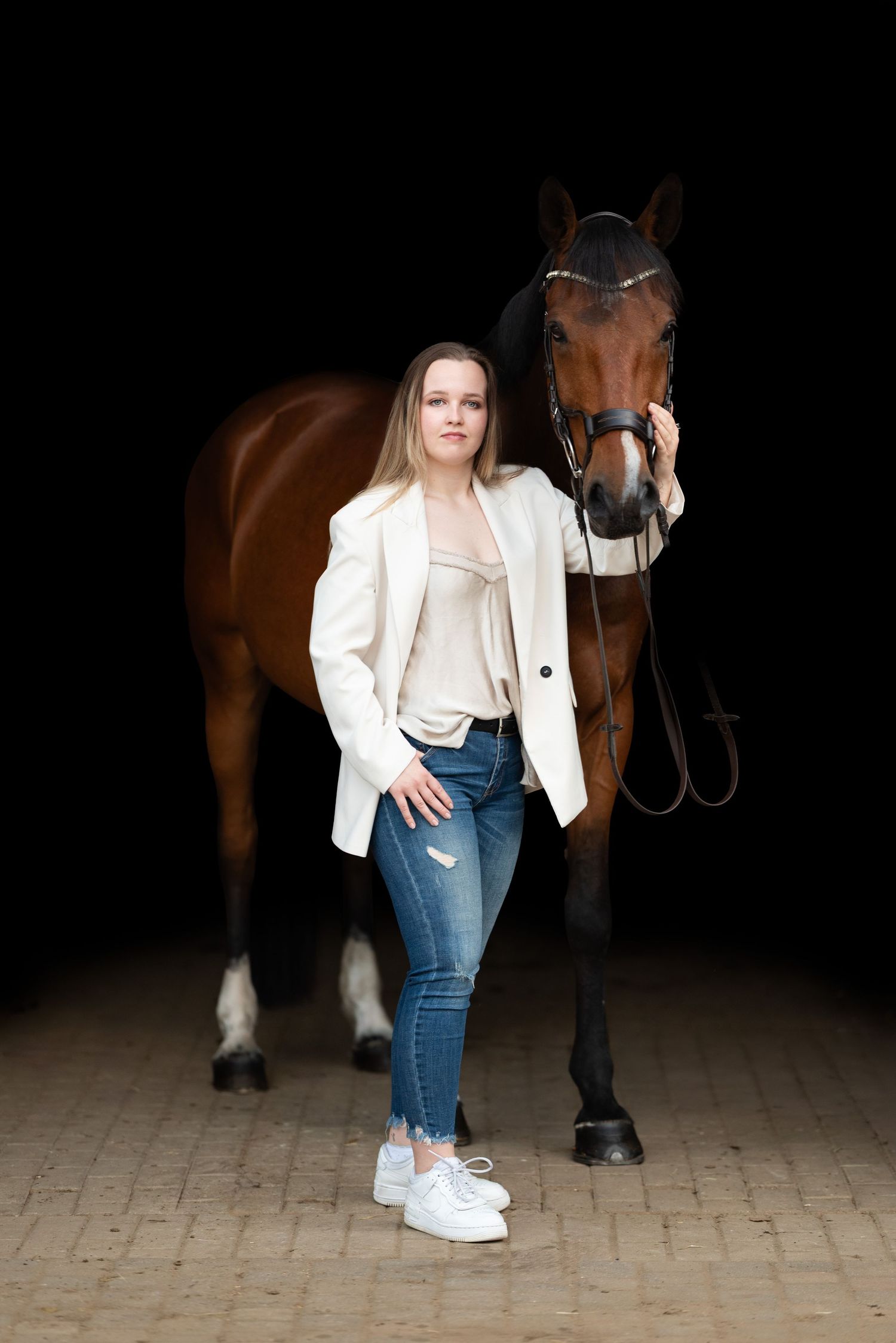 quatro ośrodek jeździecki pobiedziska sesja zdjęciowa z koniem konna Martyna i indygo konie Horses eqeuetsrian paulina Bodych fotografia