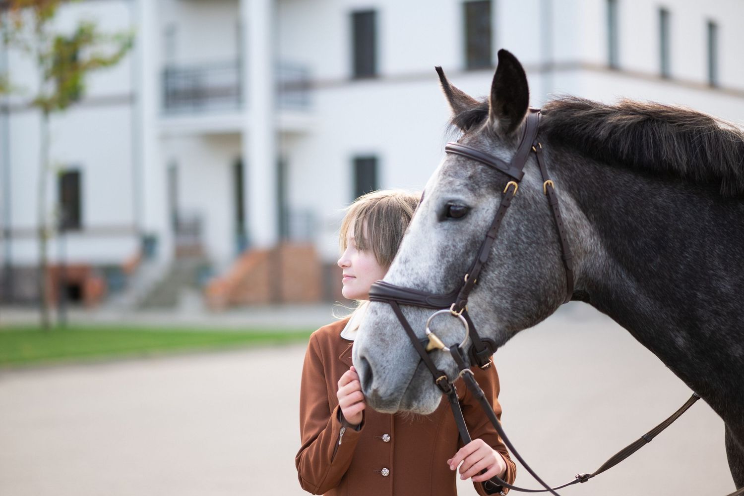 sesja zdjęciowa z koniem fotograf poznań sesja konna paulina bodych fotografia stajnia otusz stajnie otuskie equestrian photo shoot equine