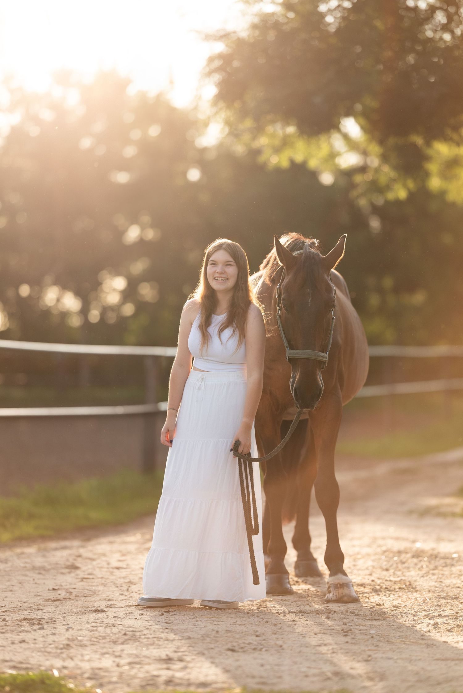 sesja zdjęciowa z koniem fotograf poznań sesja konna stajnia Kotowo zdjęcia koni pomysł na prezent konie koń Julia i contifax paulina Bodych