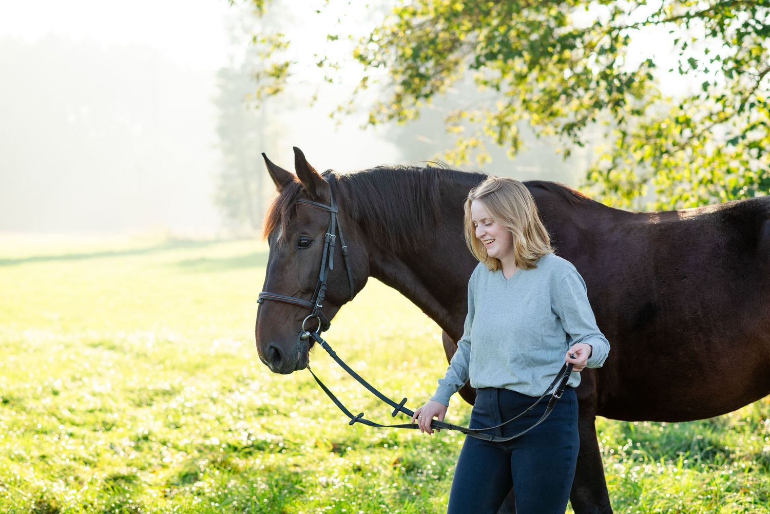 Sesja z koniem fotograf Poznań sesja konna koń konie zdjęcia atrium fitness i stajnia centrum Swarzędz KJ Byndas Horses prezent voucher