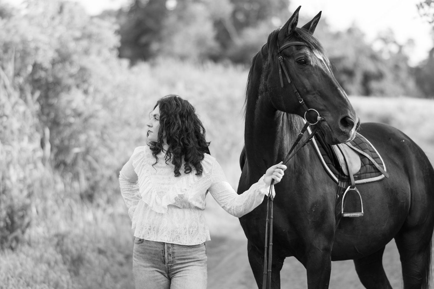 Sesja z koniem fotograf Poznań sesja konna koń konie zdjęcia atrium fitness i stajnia centrum Swarzędz KJ Byndas Horses prezent voucher