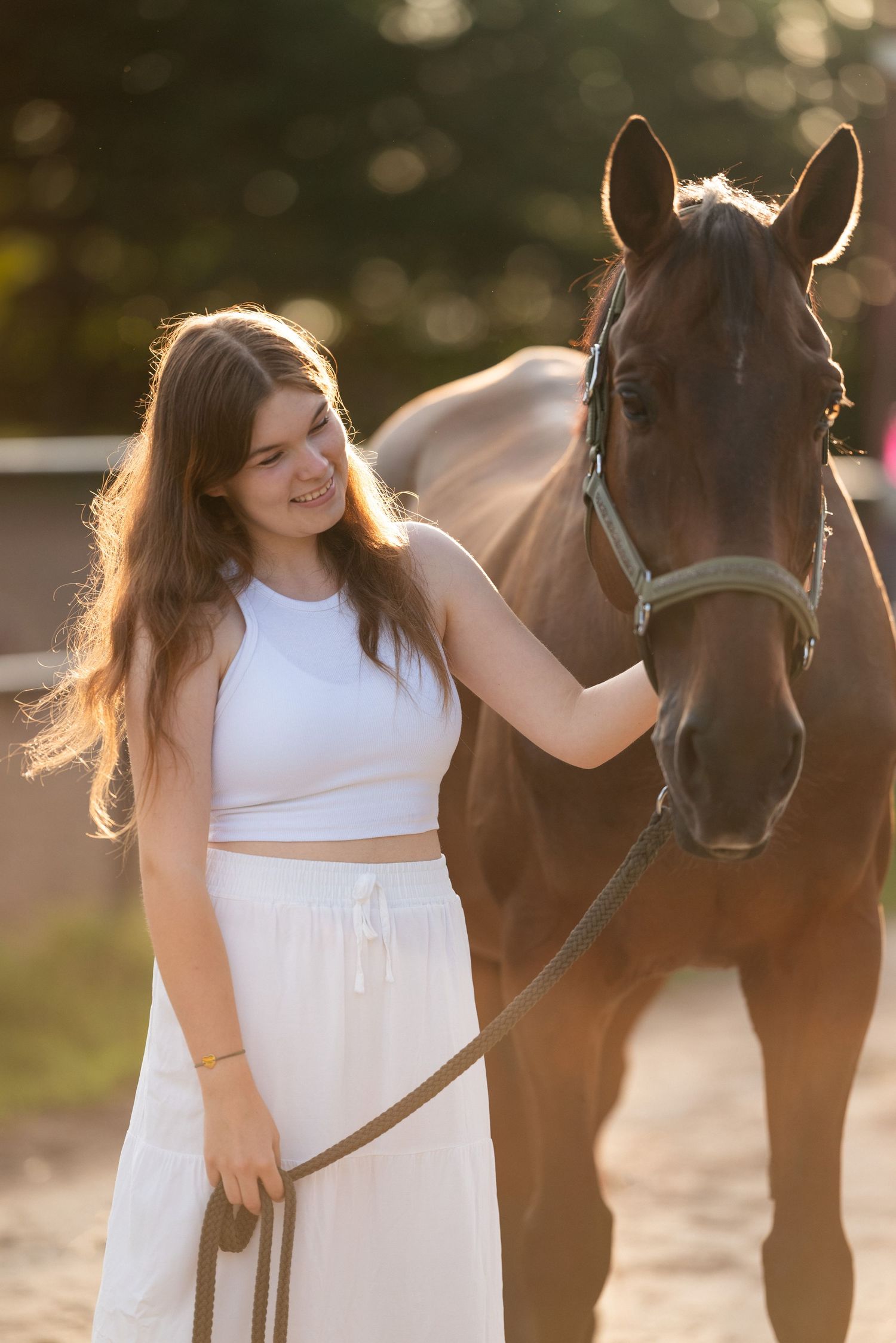 sesja zdjęciowa z koniem fotograf poznań sesja konna stajnia Kotowo zdjęcia koni pomysł na prezent konie koń Julia i contifax paulina Bodych
