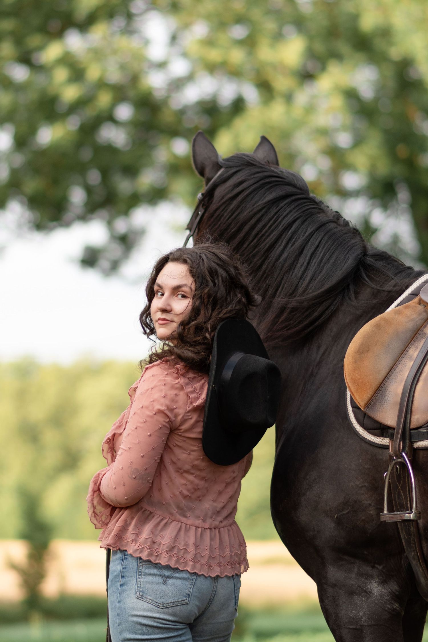 Sesja z koniem fotograf Poznań sesja konna koń konie zdjęcia atrium fitness i stajnia centrum Swarzędz KJ Byndas Horses prezent voucher