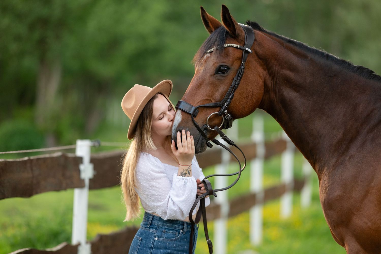 quatro ośrodek jeździecki pobiedziska sesja zdjęciowa z koniem konna Martyna i indygo konie Horses eqeuetsrian paulina Bodych fotografia