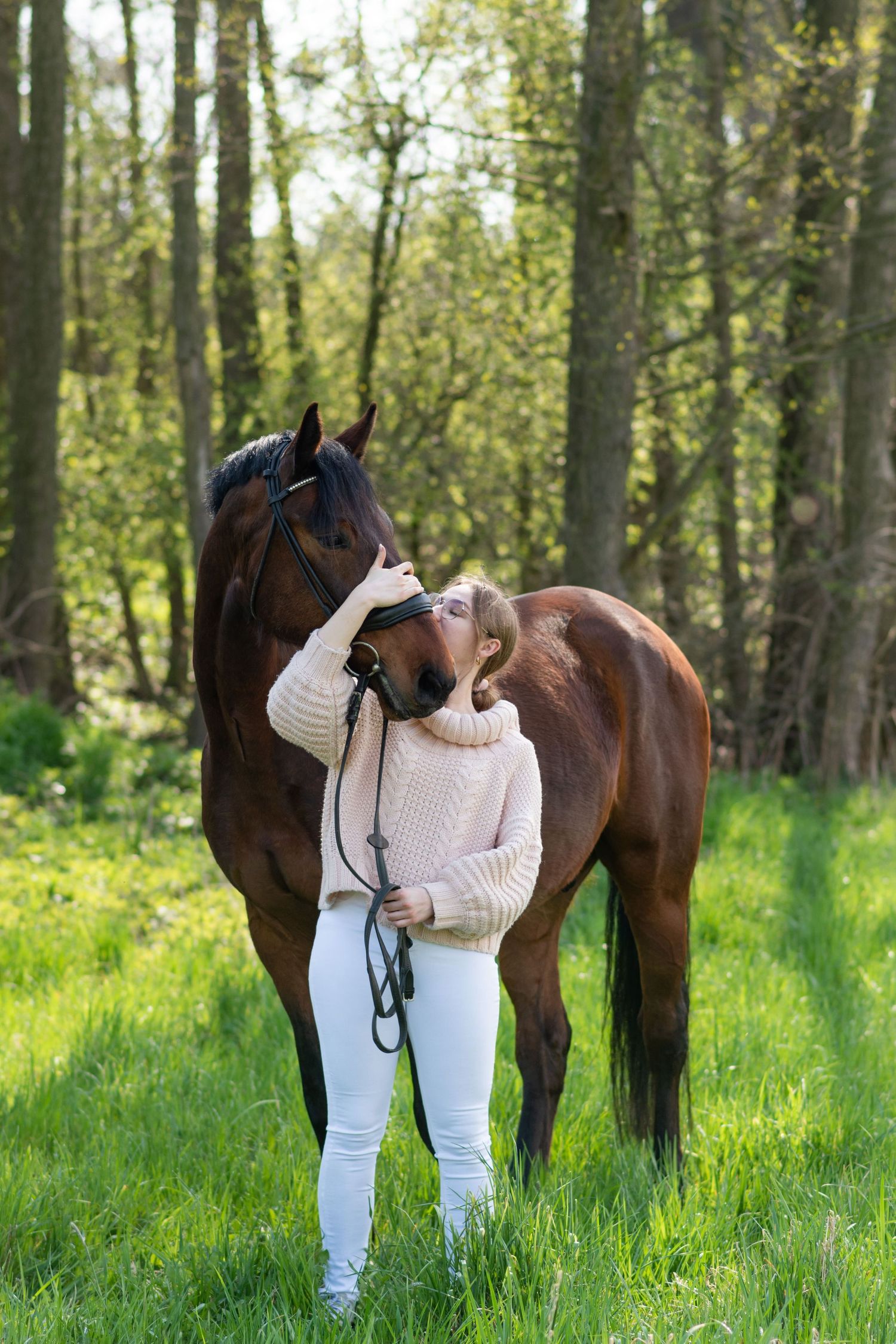 Sesja z koniem fotograf Poznań sesja konna KJ Byndas Horses zdjęcia atrium fitness i stajnia centrum Swarzędz jeździecka prezent voucher