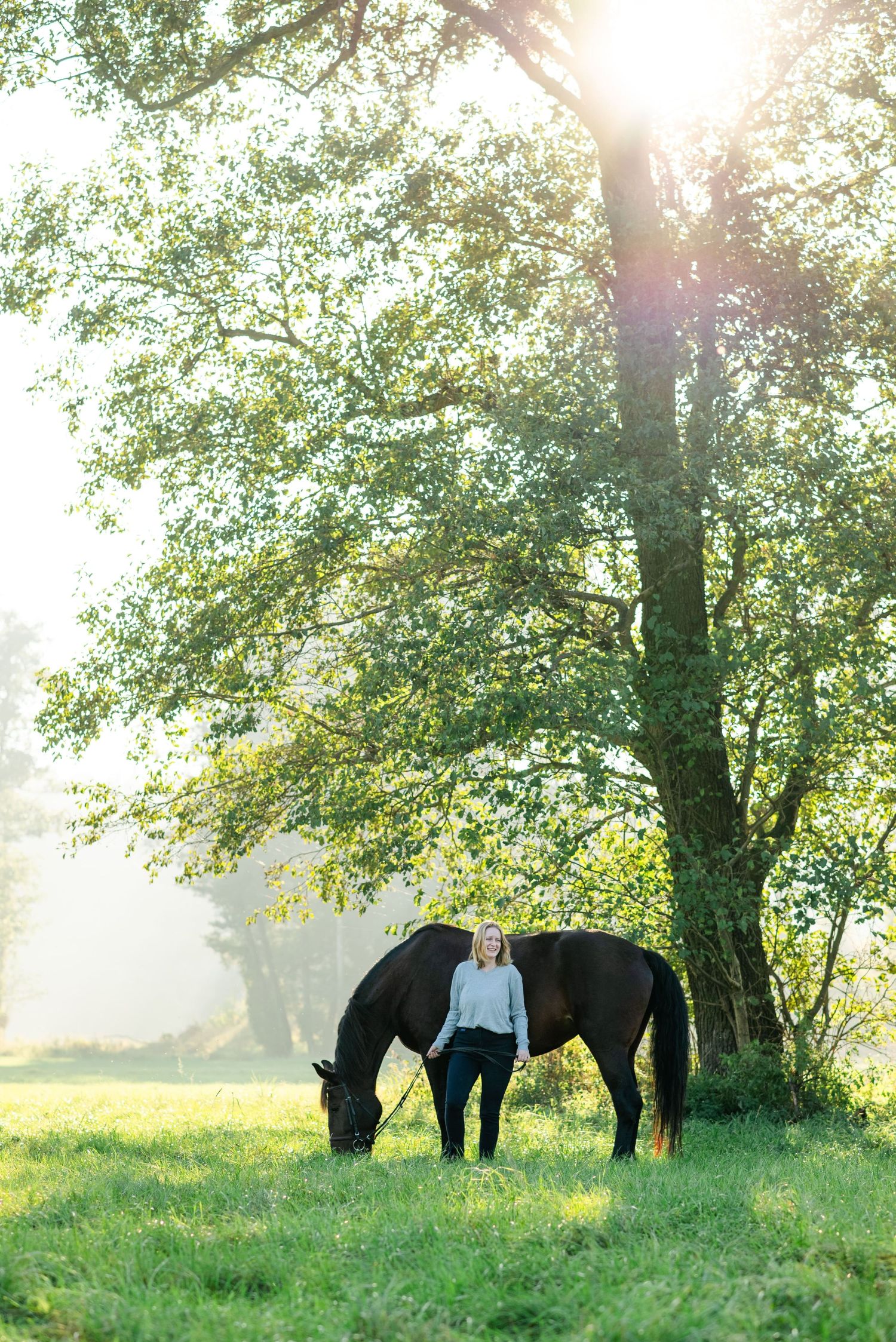 Sesja z koniem fotograf Poznań sesja konna koń konie zdjęcia atrium fitness i stajnia centrum Swarzędz KJ Byndas Horses prezent voucher