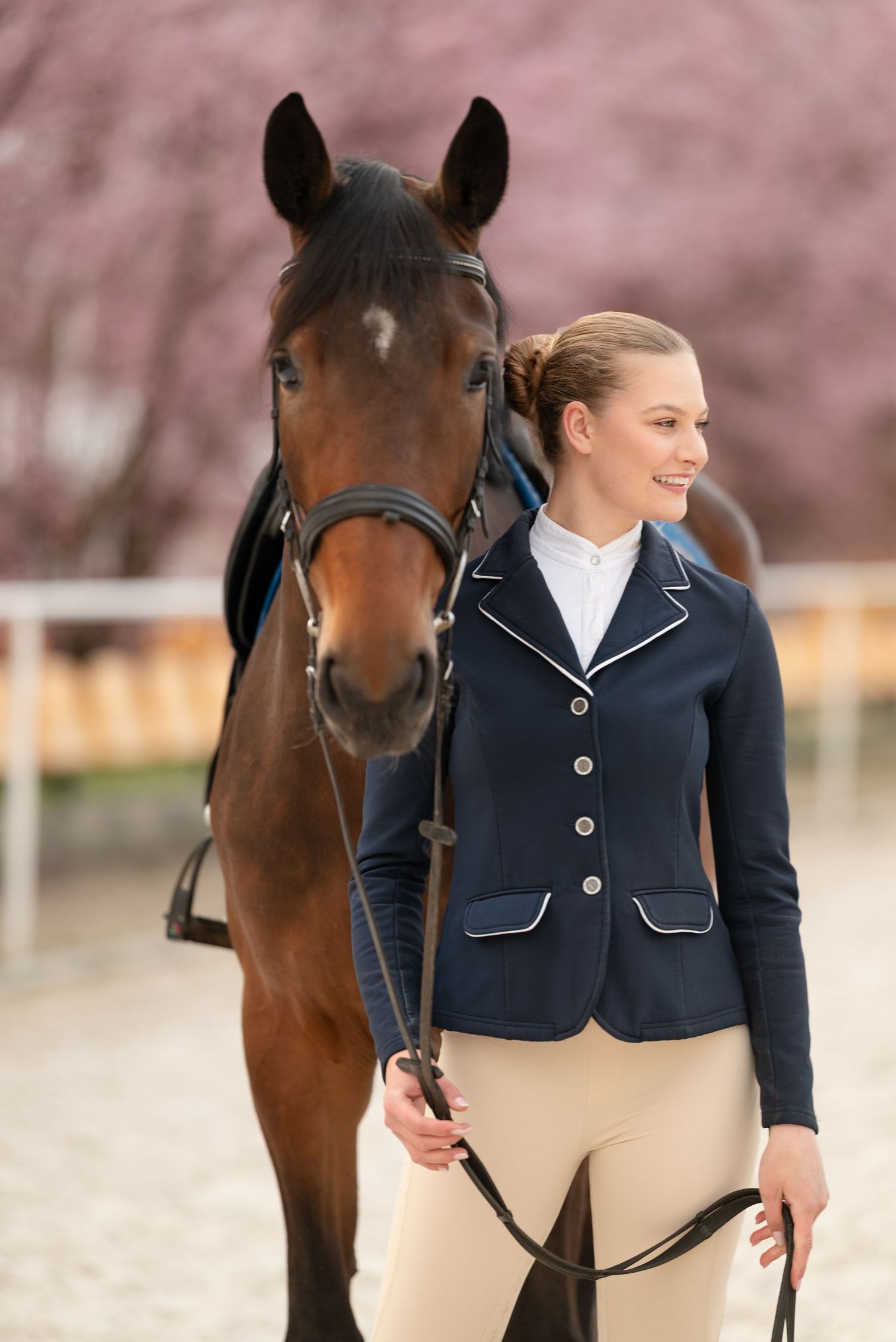 sesja zdjęciowa z koniem Julia parda klub jeździecki Agro handel olsza Śrem fotograf jeździecki konny paulina Bodych zdjęcia koni equestrian