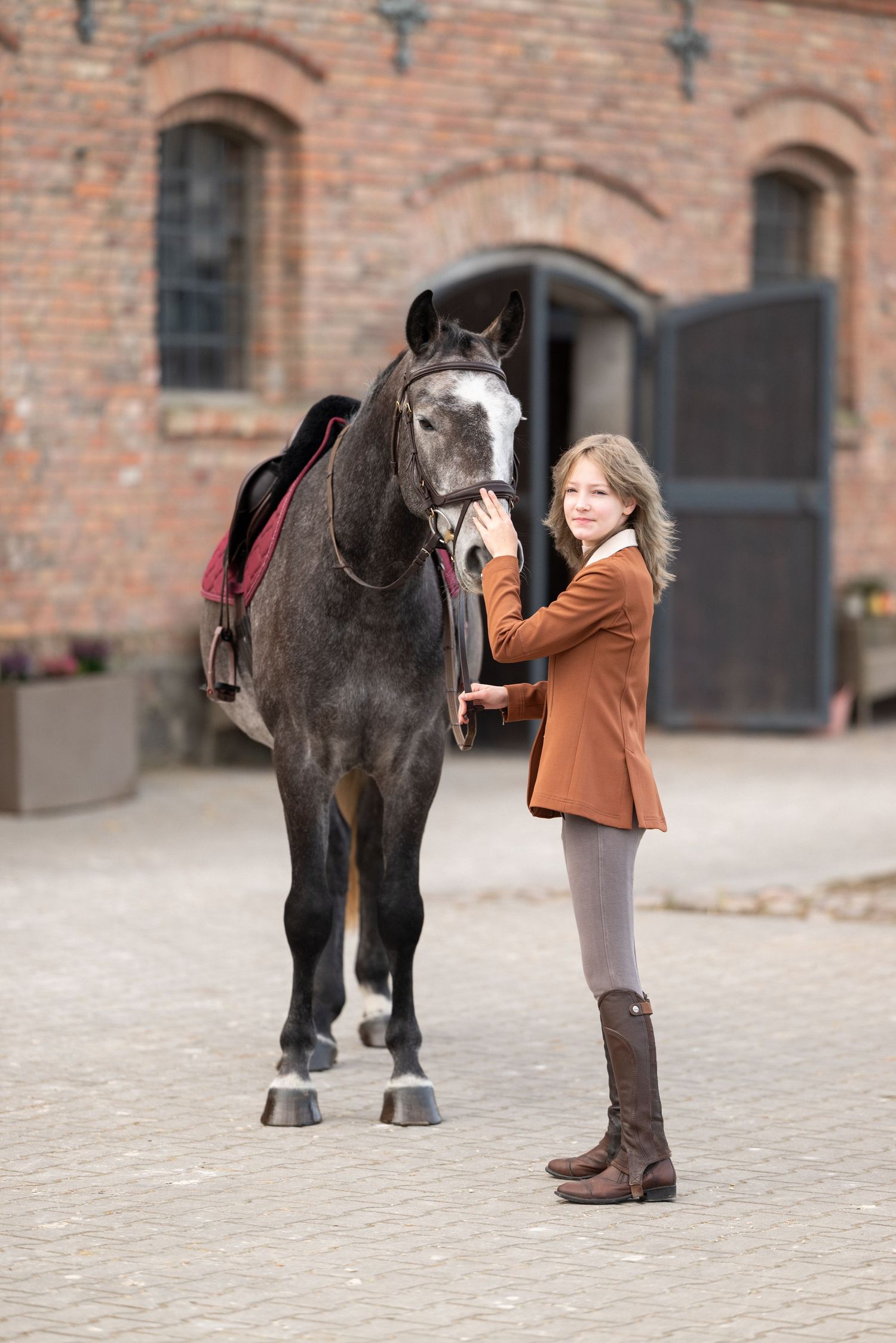 sesja zdjęciowa z koniem fotograf poznań sesja konna paulina bodych fotografia stajnia otusz stajnie otuskie equestrian photo shoot equine