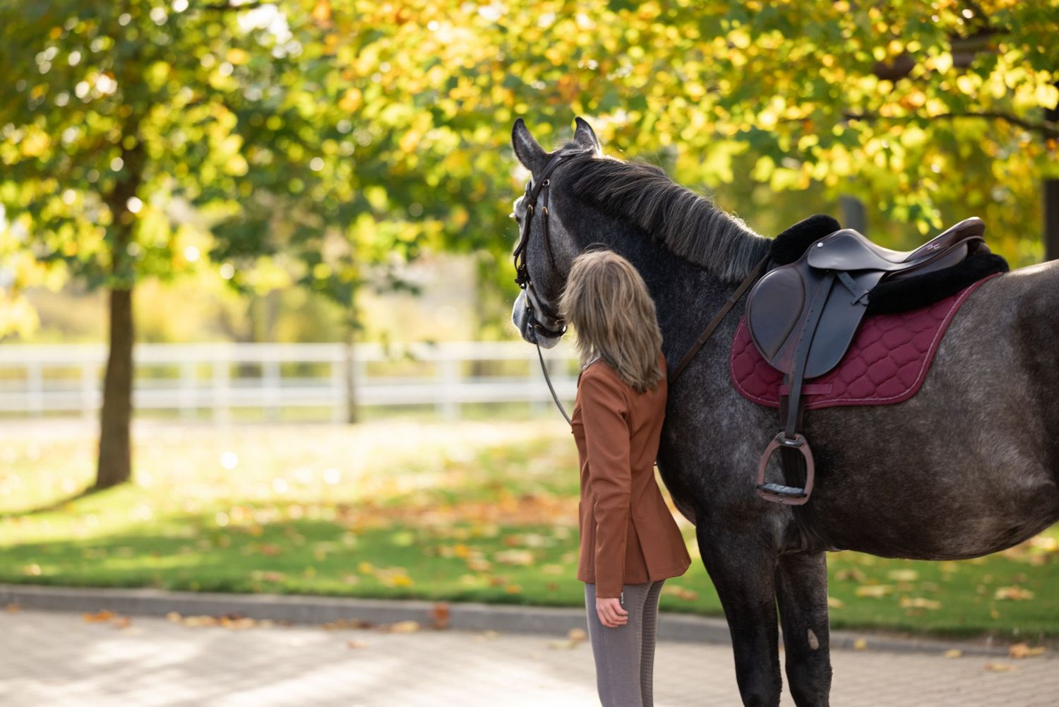 sesja zdjęciowa z koniem fotograf poznań sesja konna paulina bodych fotografia stajnia otusz stajnie otuskie equestrian photo shoot equine
