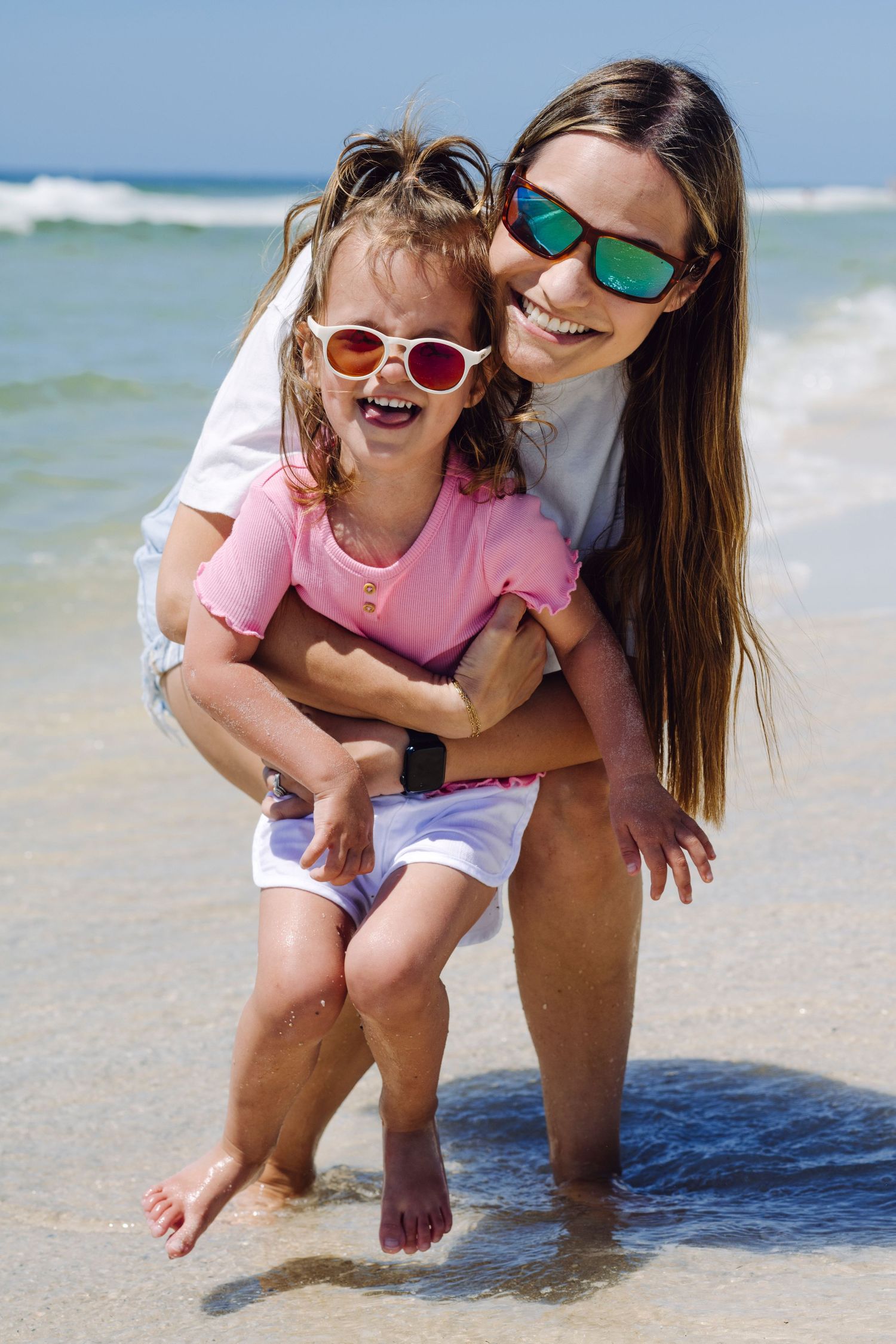 Toddlers just want to have fun! Sometimes the best photos means letting those kiddos run loose and have fun with you, mom or dad!