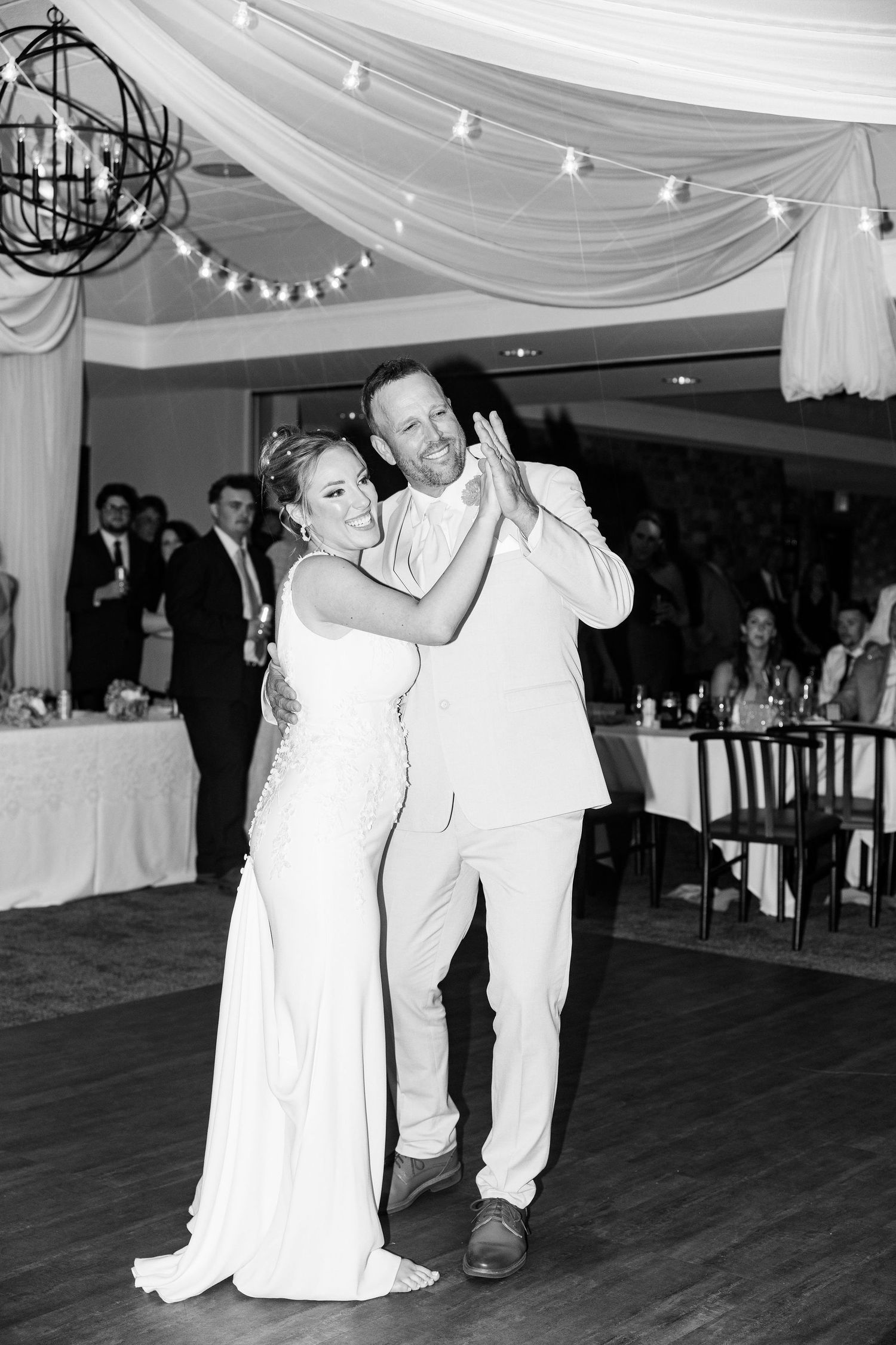 Father daughter dance at Lapeer Country Club wedding in Michigan