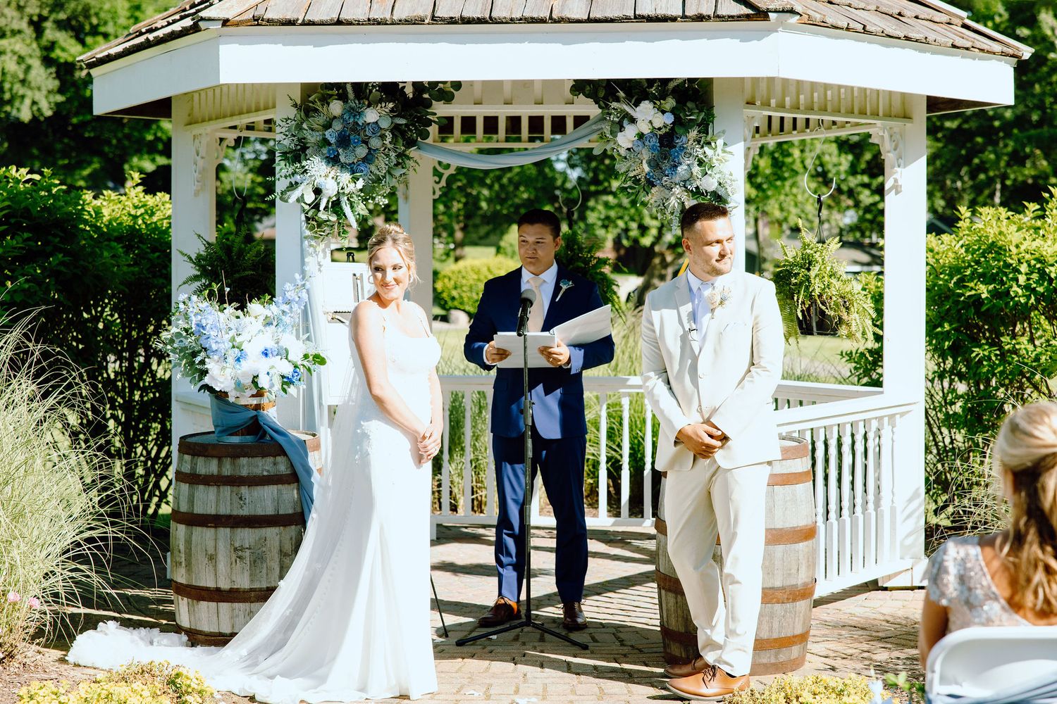 Wedding ceremony at Lapeer Country Club wedding in Michigan