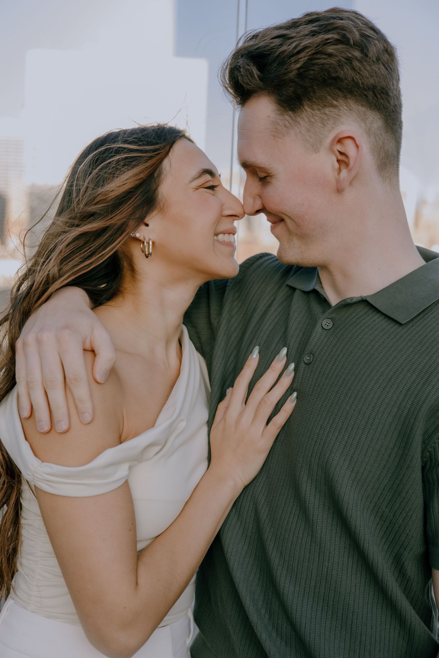 Elegant, candid wedding and engagement photography in Philadelphia. Capturing authentic, emotional moments with a timeless, artistic style.