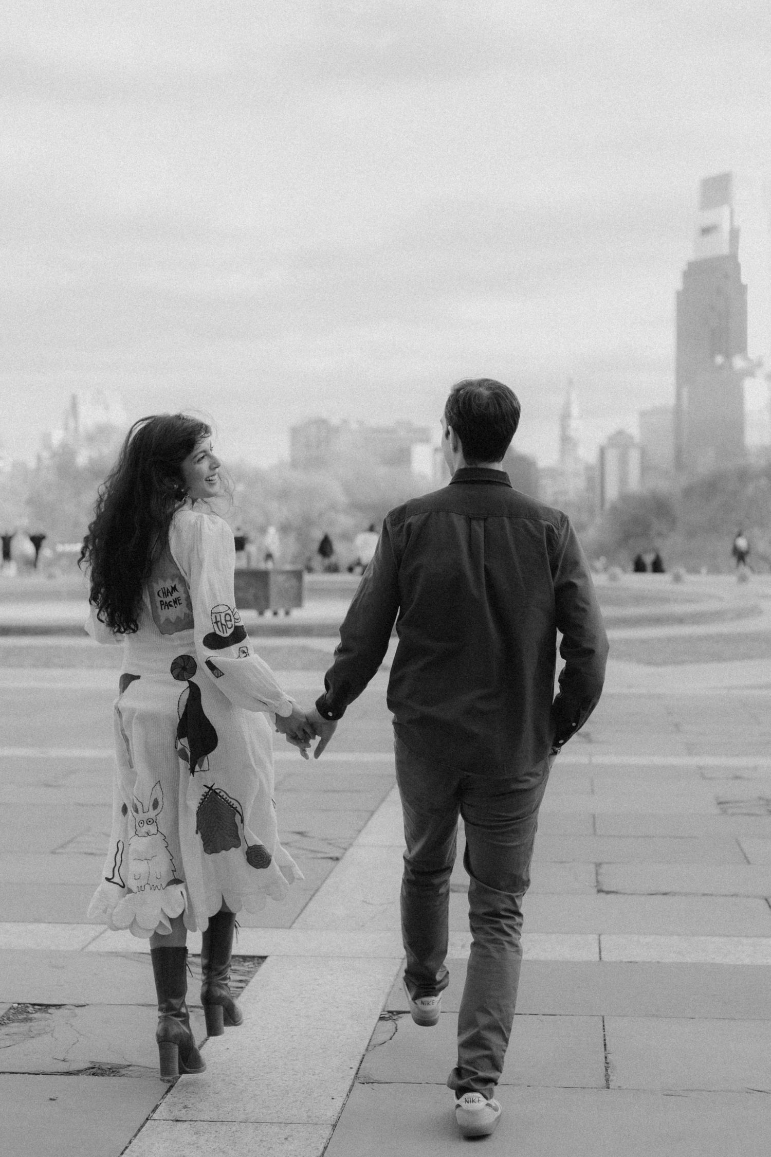 Elegant, candid wedding and engagement photography in Philadelphia. Capturing authentic, emotional moments with a timeless, artistic style.