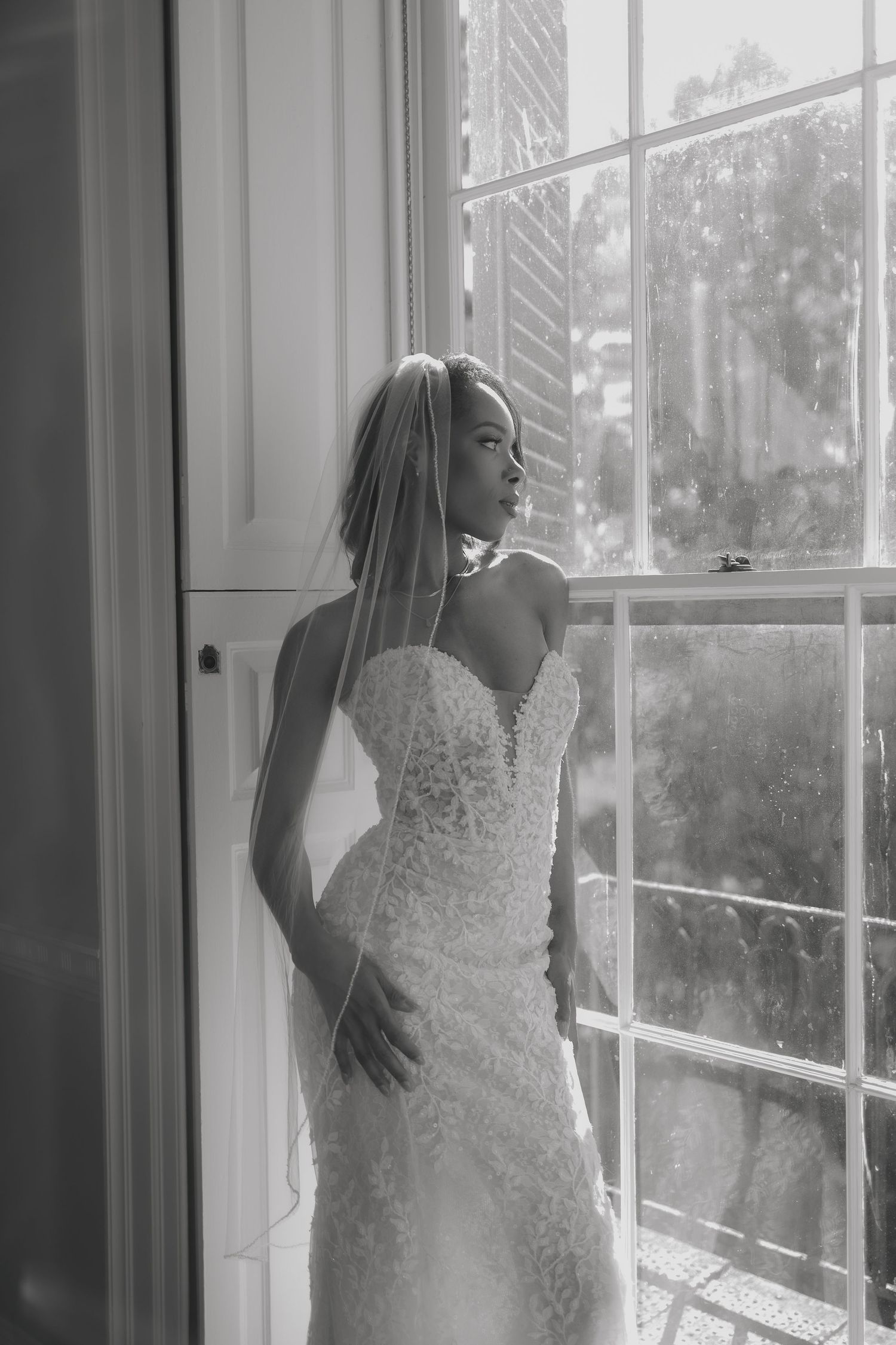 Luxury, documentary-style wedding and engagement photography in Philadelphia. Candid, timeless, romantic, and authentic moments captured.